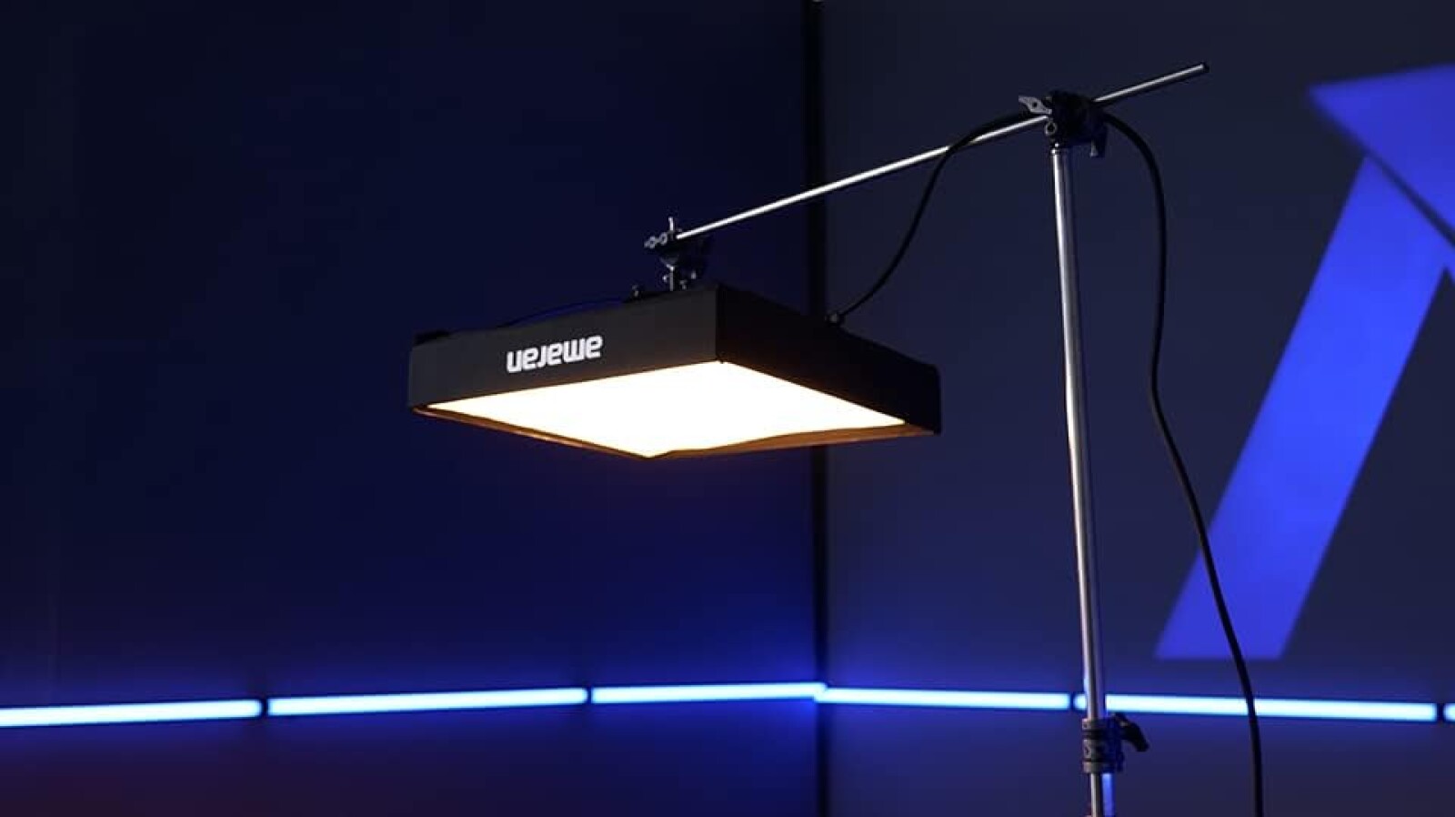 Aputure Amaran F21X - Photo 2 sur 5