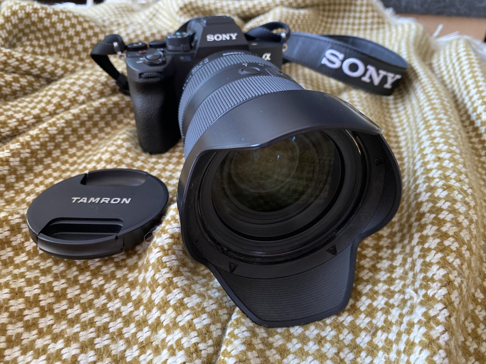 Tamron 35-150mm f/2-2.8 Di III SONY FE - Photo 2 sur 2