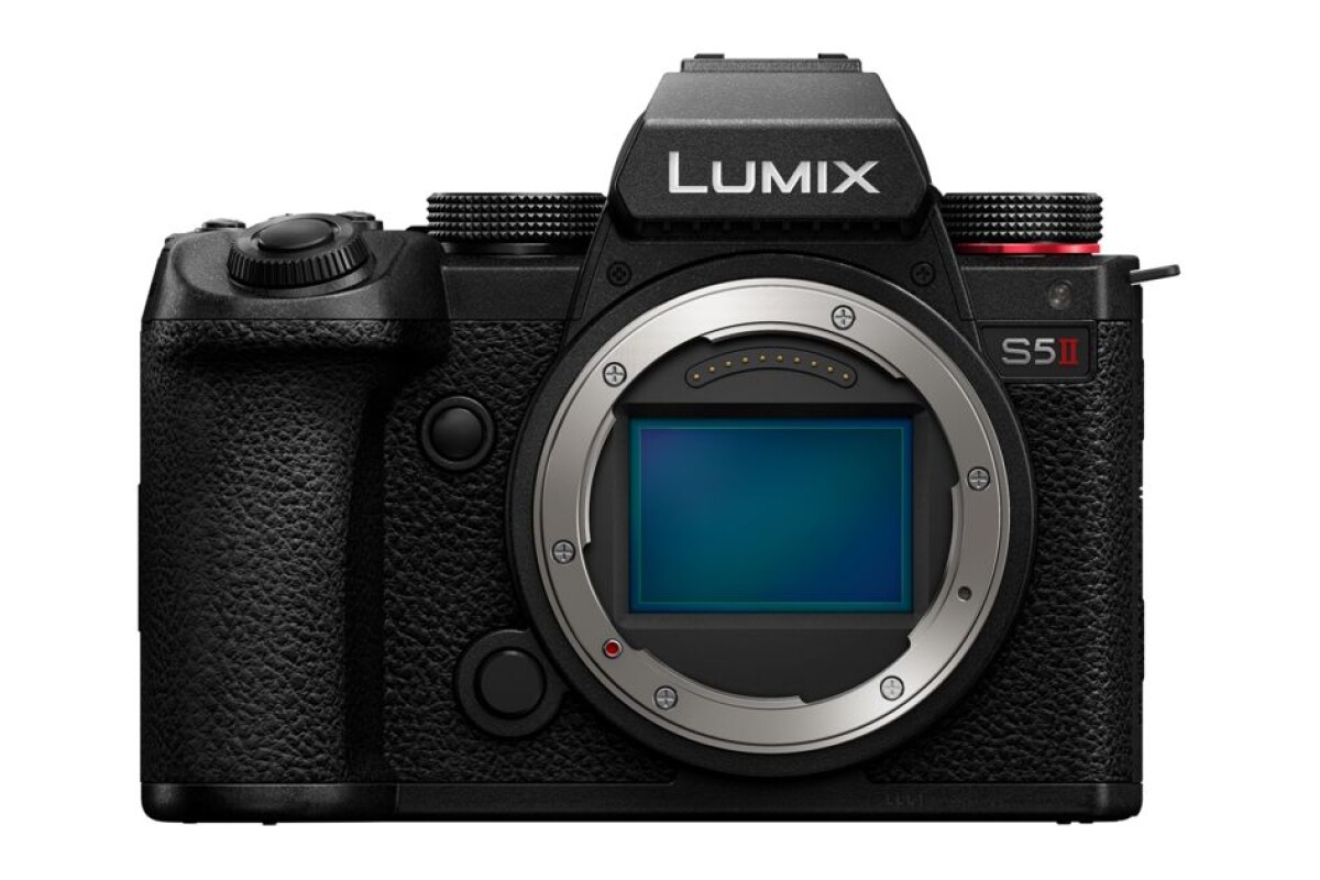 Location Panasonic Lumix S5 IIx - Lightyshare