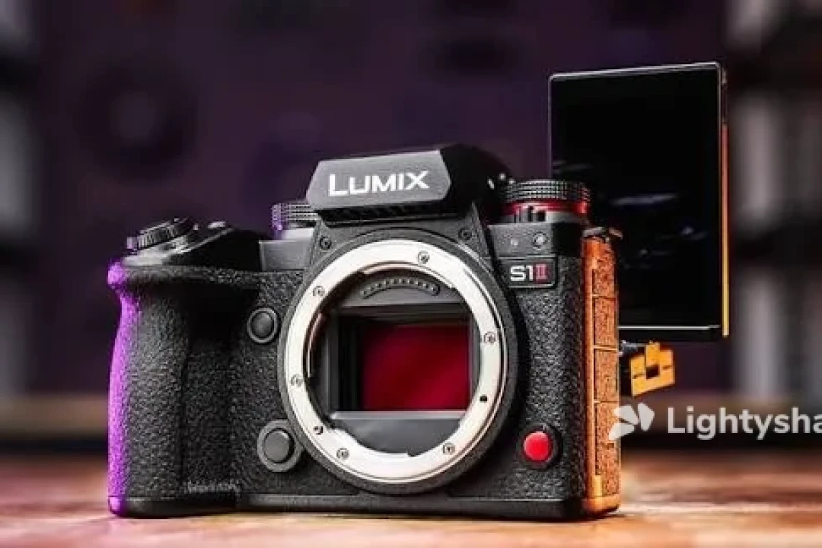 Location Panasonic Lumix S1II - Lightyshare