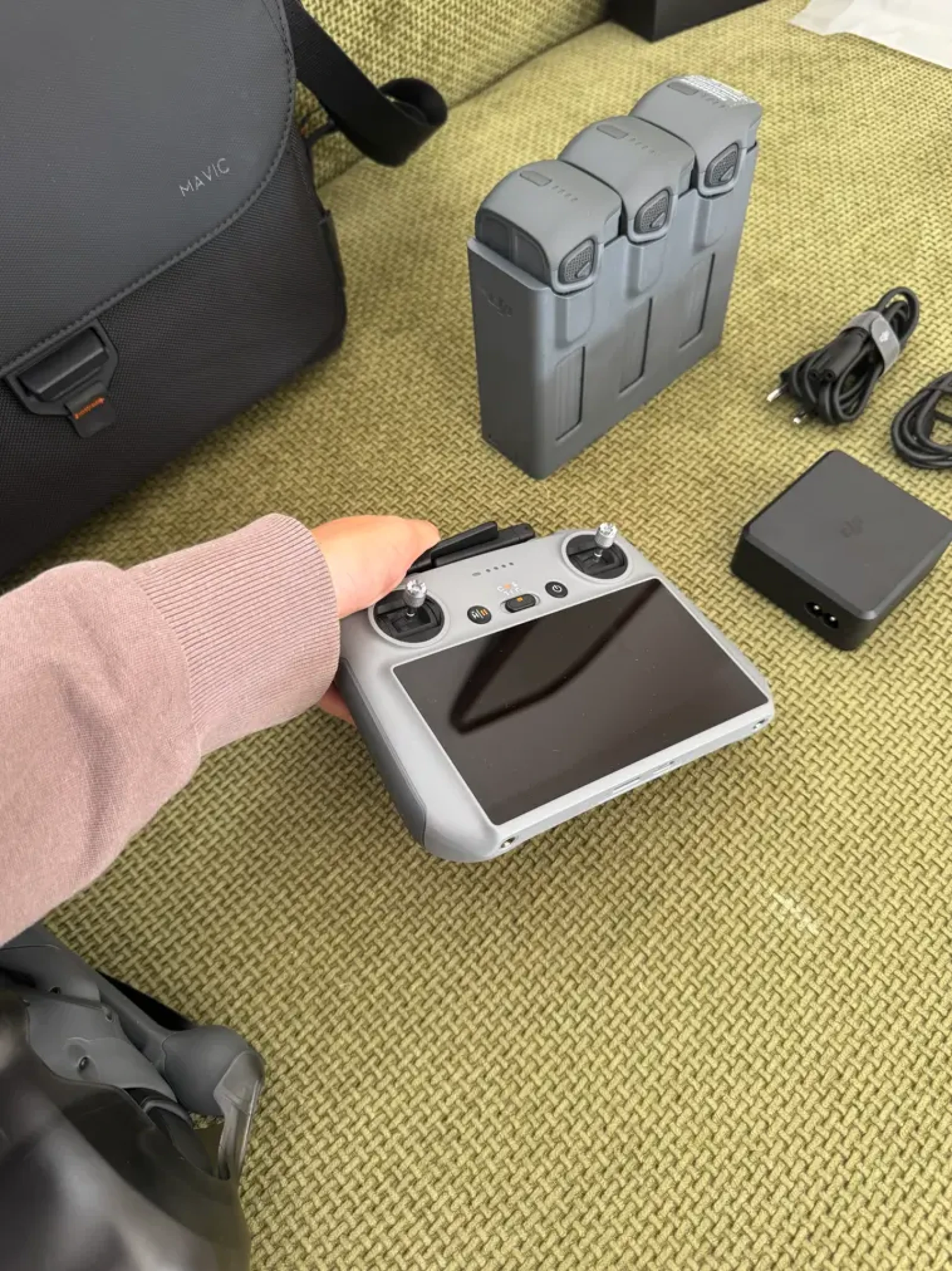 DJI Mavic 4 pro - Photo 2 sur 6