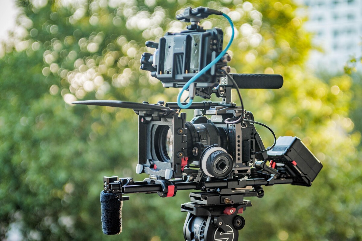 Location PACK Panasonic LUMIX S1H Full Frame - enregistrement 6K RAW externe - Lightyshare