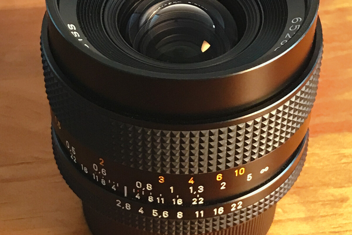 Location Contax Zeiss 35mm 2.8 monture EF - Lightyshare