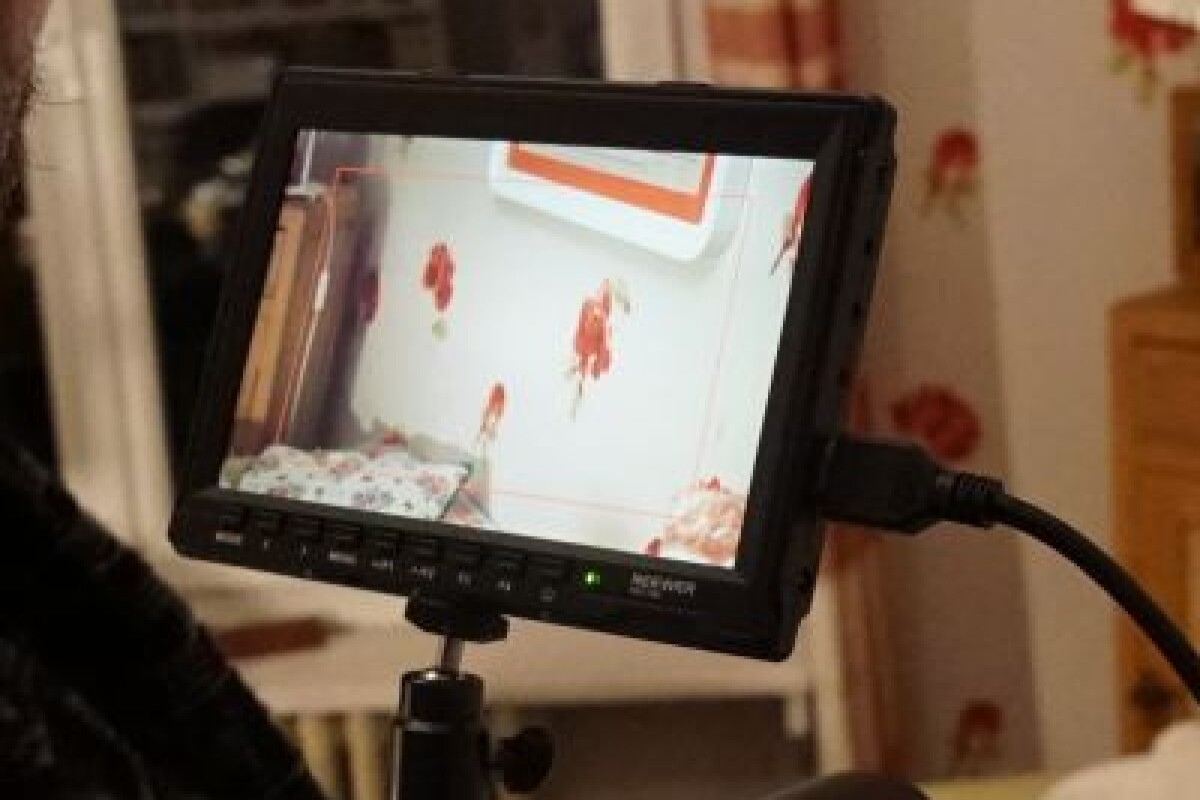 Location Moniteur Neewer NW-74K 7" + Accessoires Inclus - Lightyshare