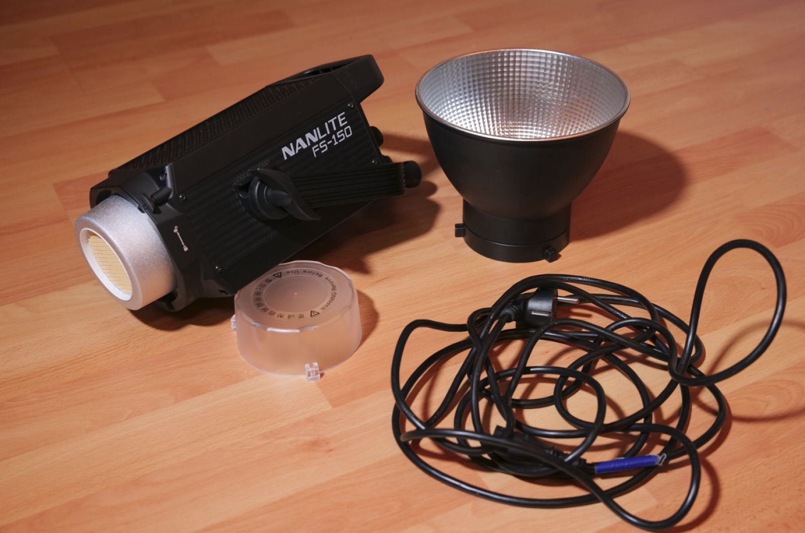 Torche Led NanLite FS-150 - Photo 1 sur 2