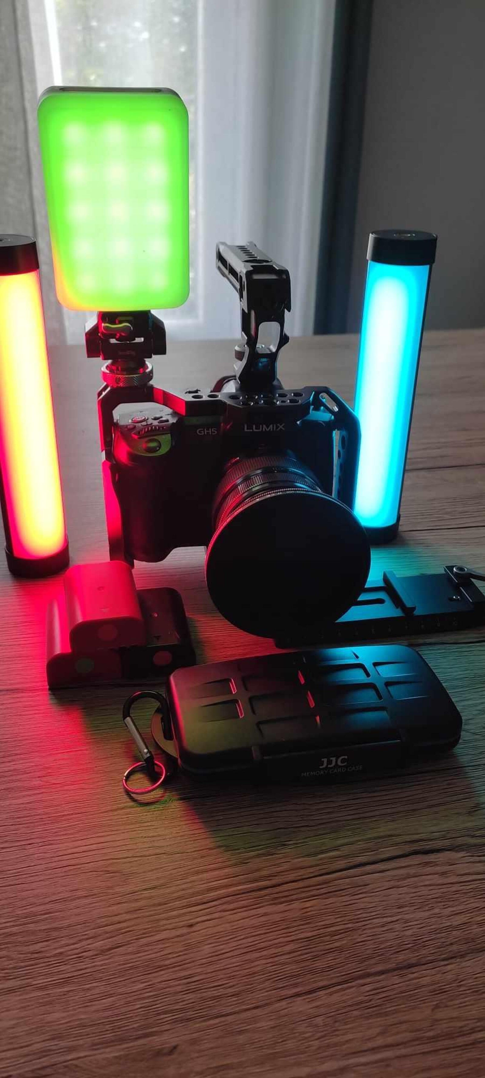 Pack Panasonic Lumix GH5s - Photo 2 sur 4