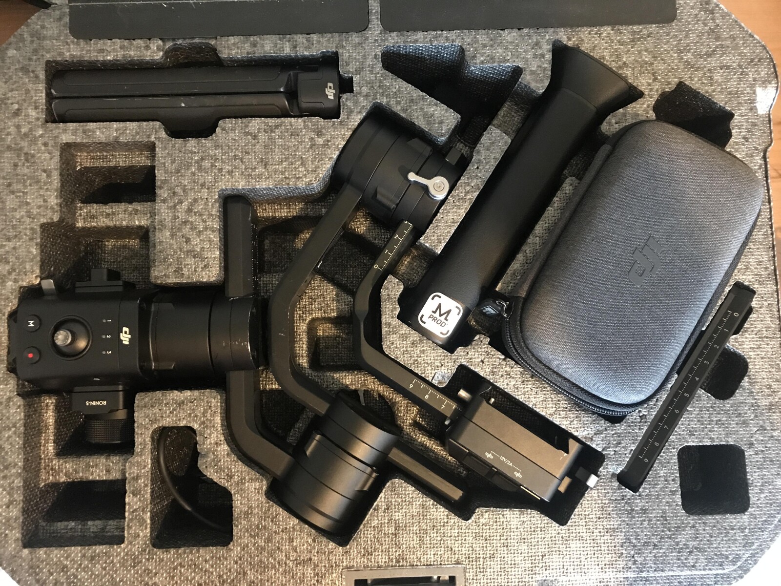 Panasonic Lumix GH5 - kit run & gun - Photo 5 sur 5