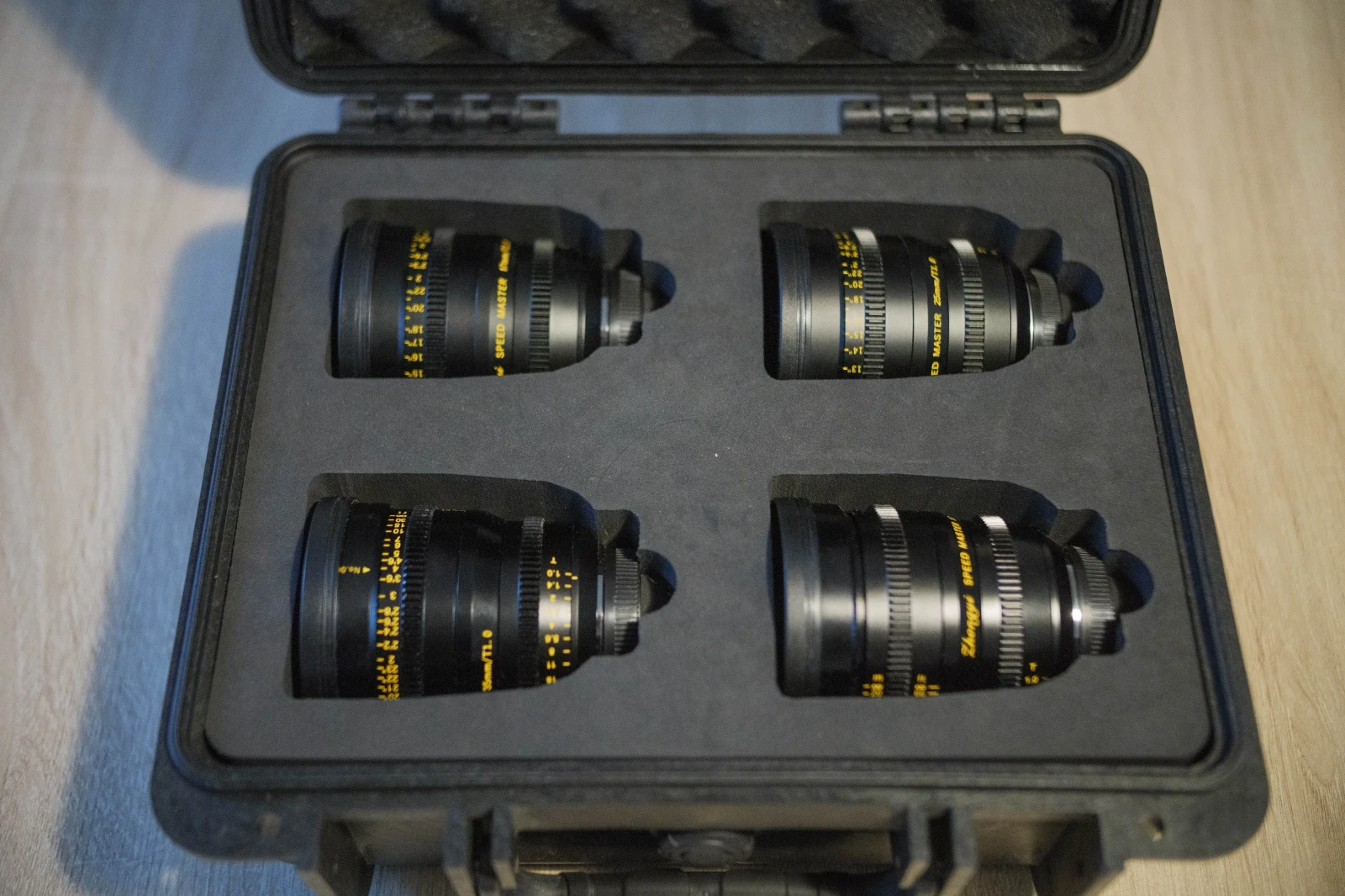 Zhong Yi Optics Mitakon SpeedMaster Cine Lens M43 Bundle - Photo 1 sur 1