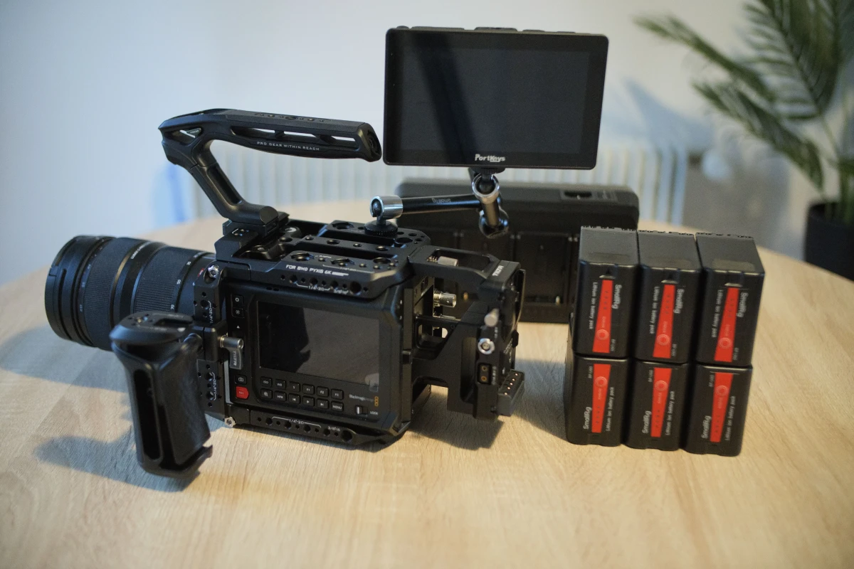 Location Pack Pyxis 6K + Objectif Lumix S Pro 24-70mm f/2.8 - Lightyshare