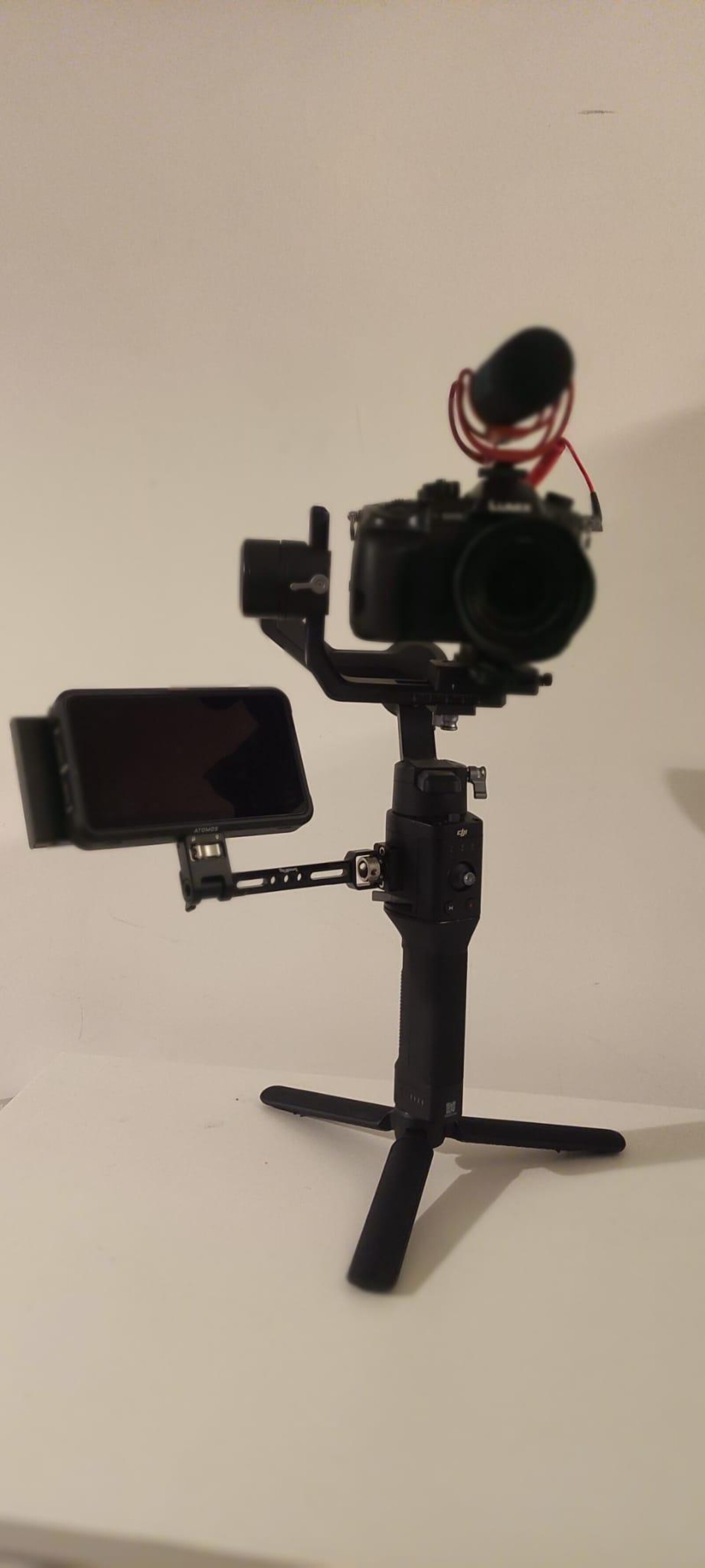 Pack Cinéma Stabilisatteur  : GH5 + Ronin + Atomas Ninja V - Photo 1 sur 4