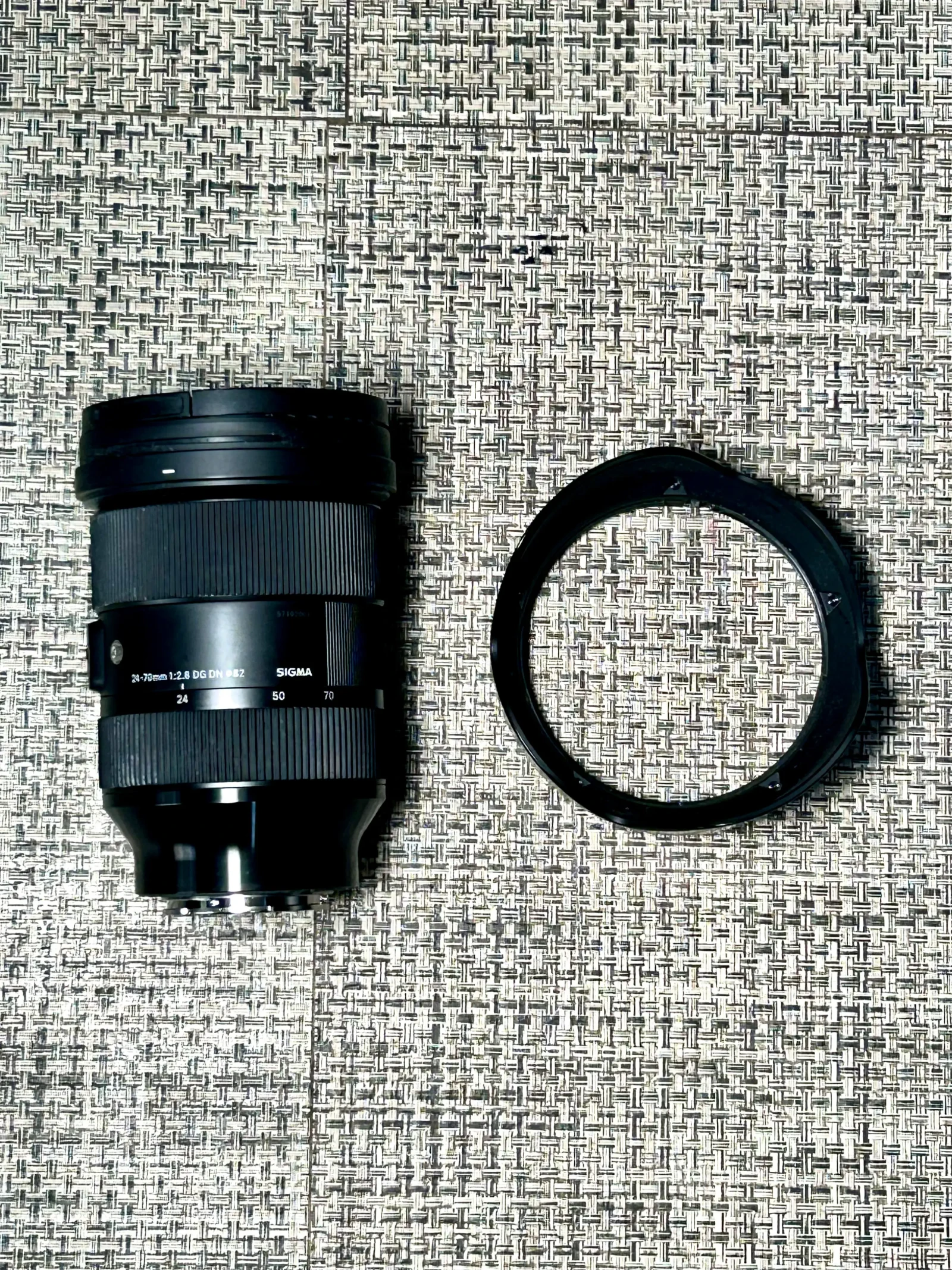 Sigma 24-70mm f/2.8 Art DG OS HSM - Photo 1 sur 2
