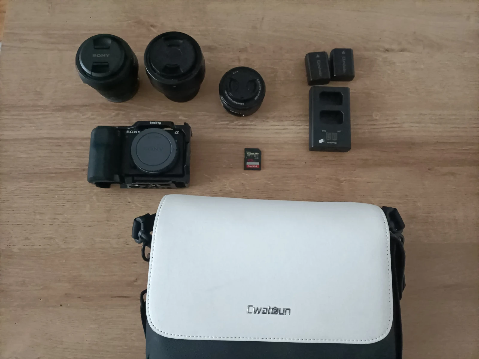 Sony ZV-E10 - Photo 2 sur 4