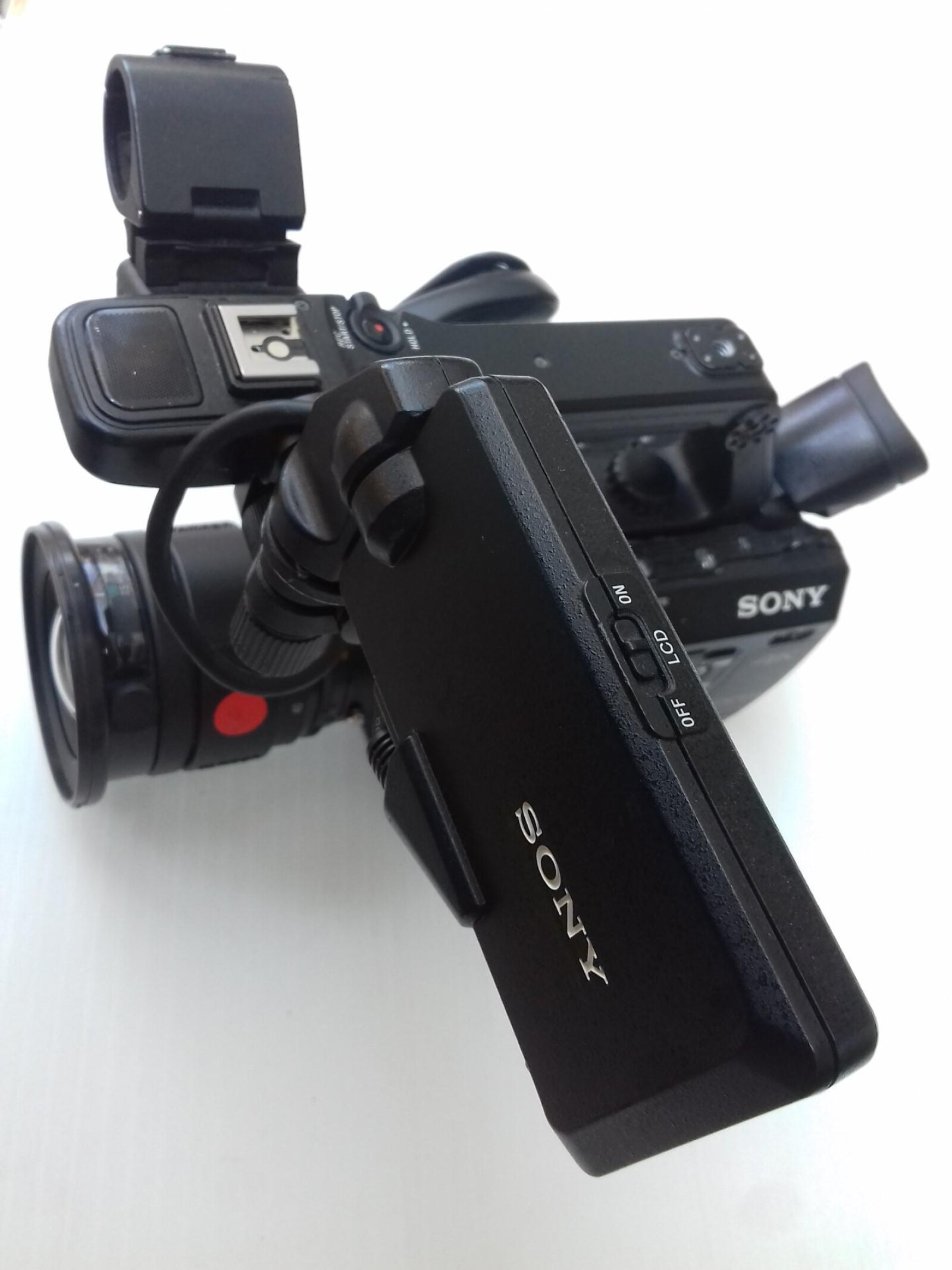 Sony PXW-FS5 - Photo 2 sur 2