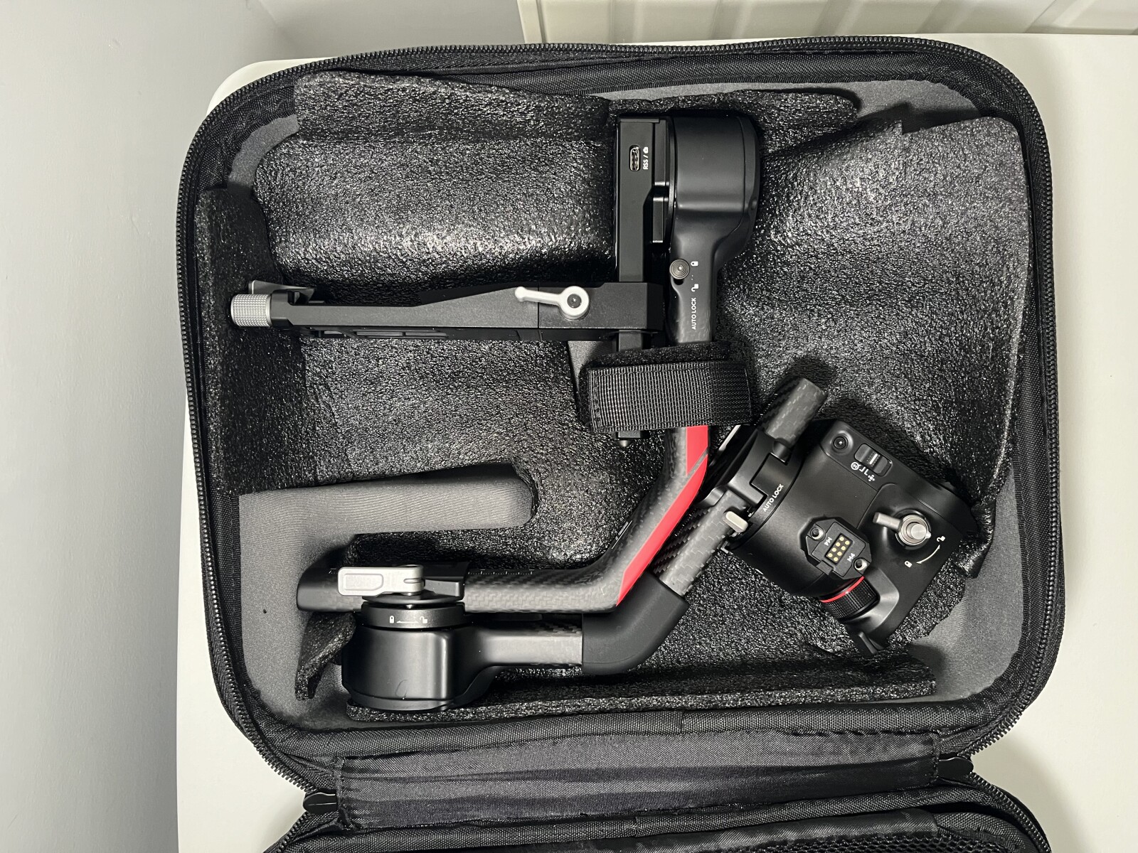 DJI RS 4 - Photo 1 sur 3