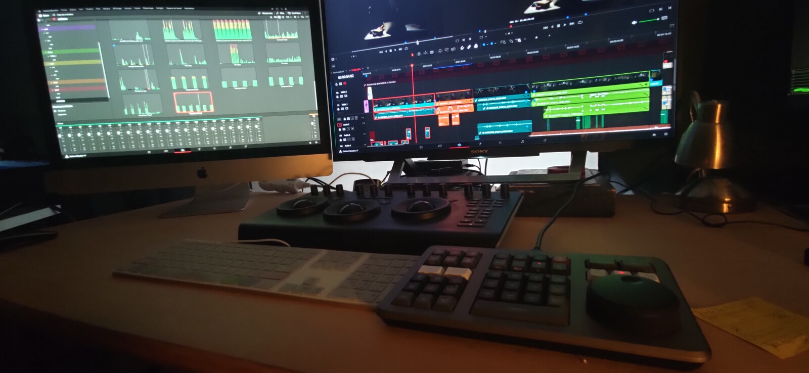salle montage et étalonnage EN DAVINCY RESOLVE 17 - Photo 3 sur 5