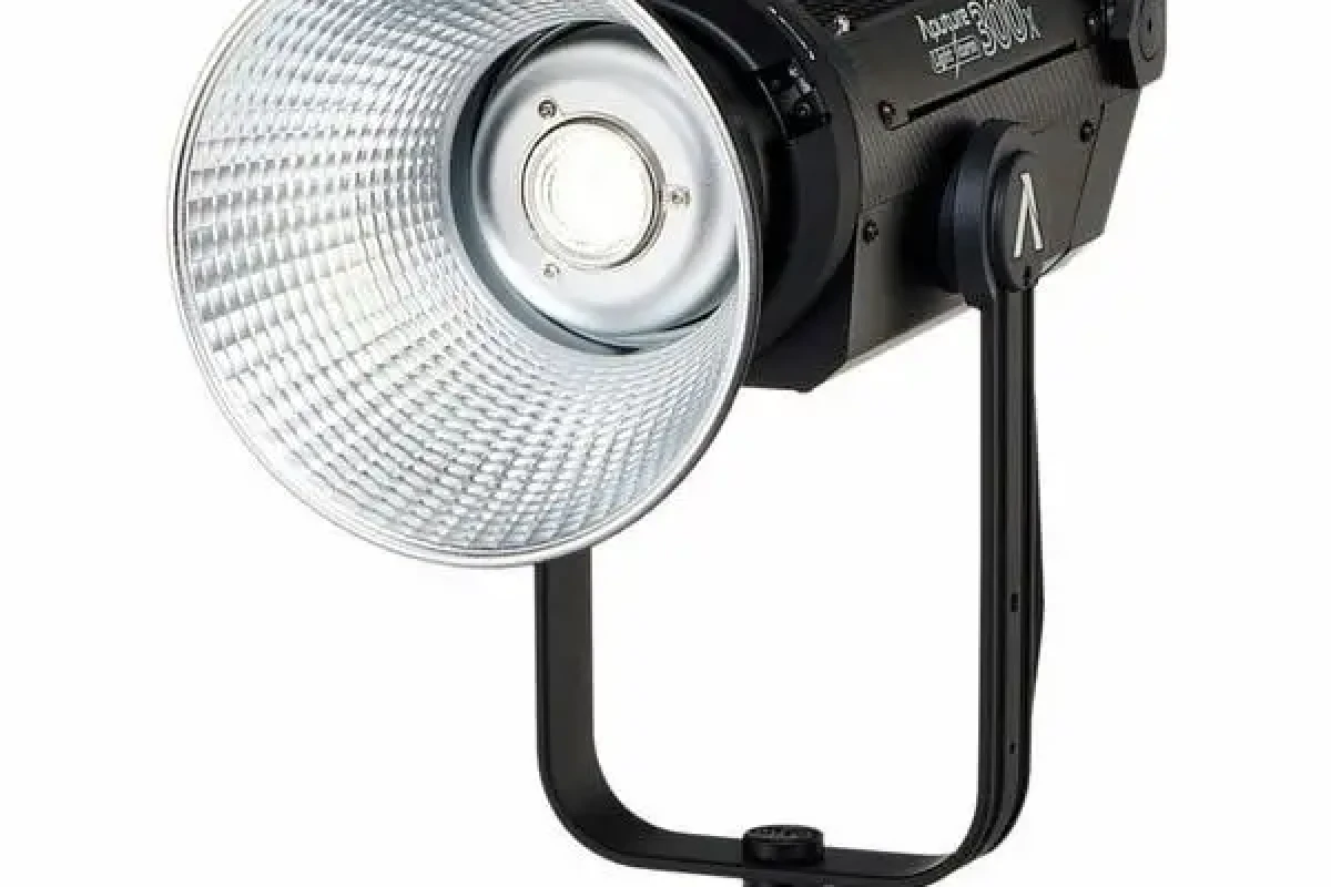 Location Aputure 300X - Lightyshare