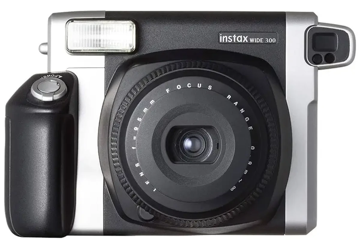 Location Fujifilm Instax 300 - Lightyshare