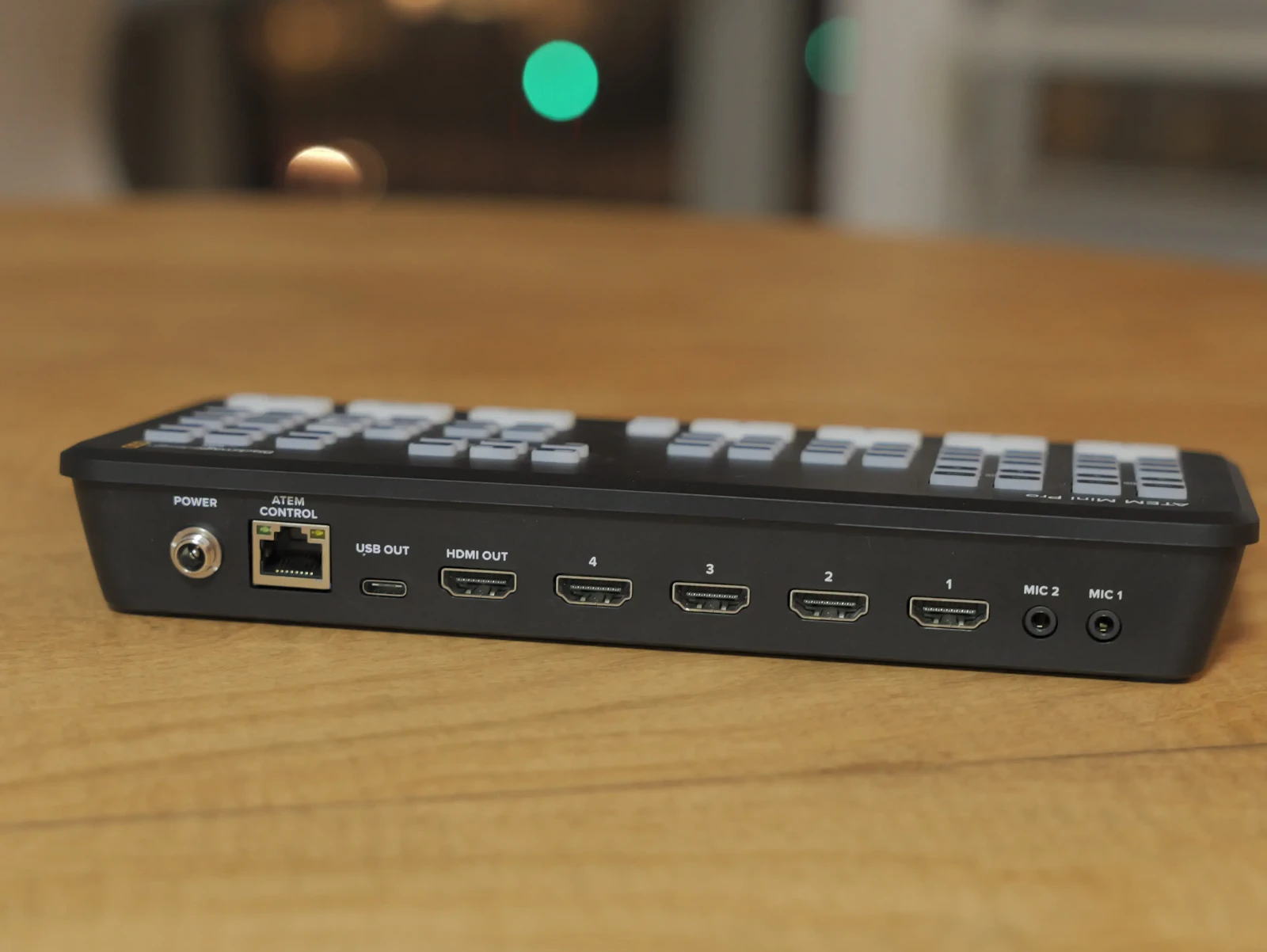 Blackmagic Design ATEM Mini Pro - Photo 2 sur 4