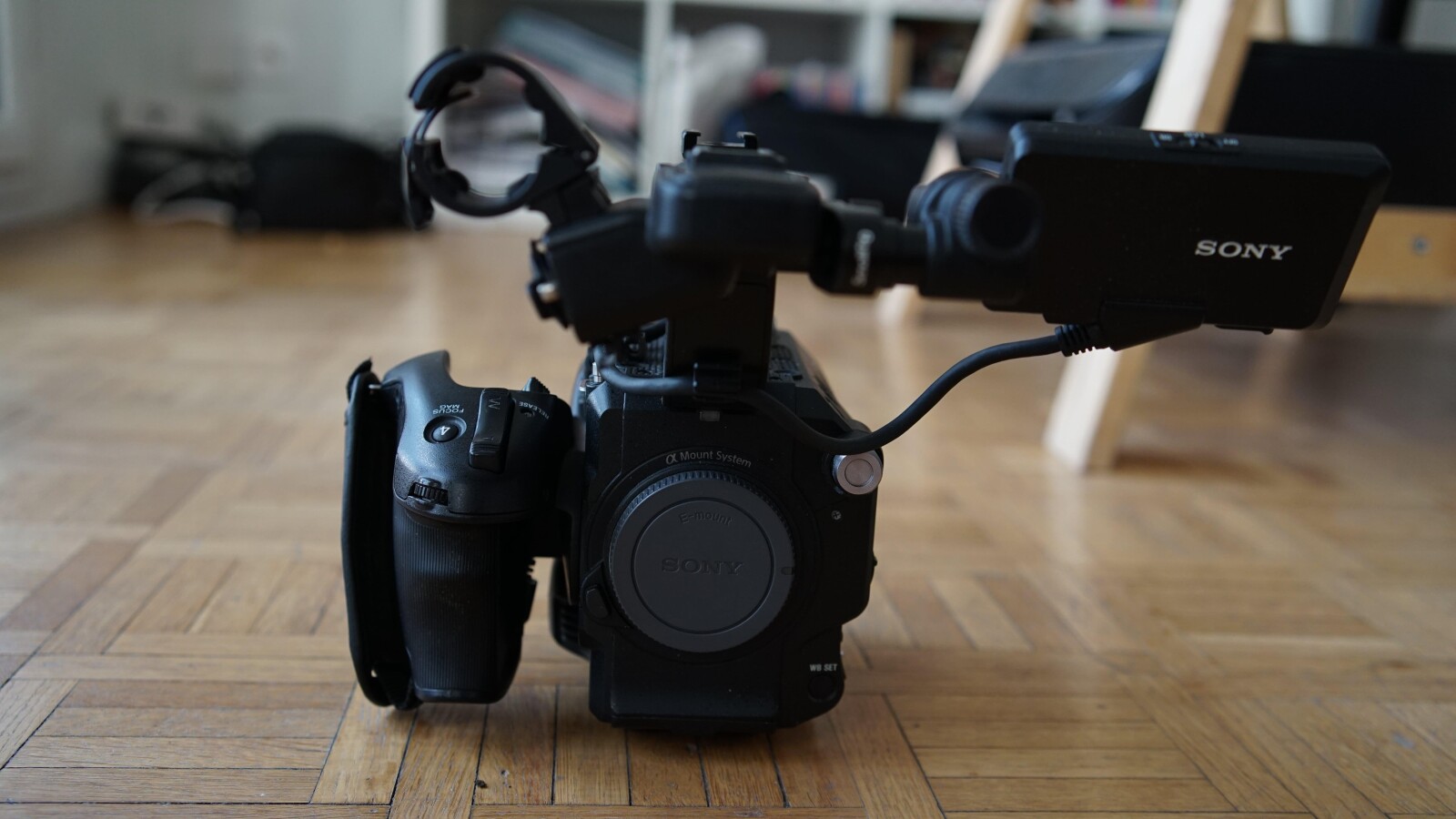 Sony PXW-FS5 - Photo 4 sur 5