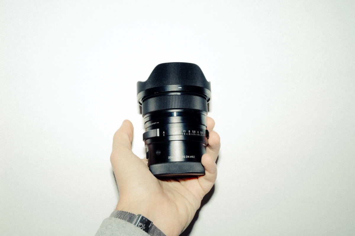 Location Sigma 20MM F2 DG DN (MONTURE SONY E) - Lightyshare