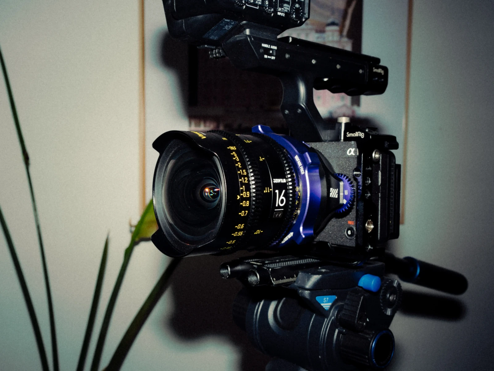 DZOFILM Vespid FF 16mm T2.8 - Photo 1 sur 2