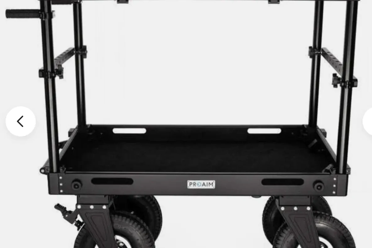 Location ADICAM Standard Roulante - Lightyshare