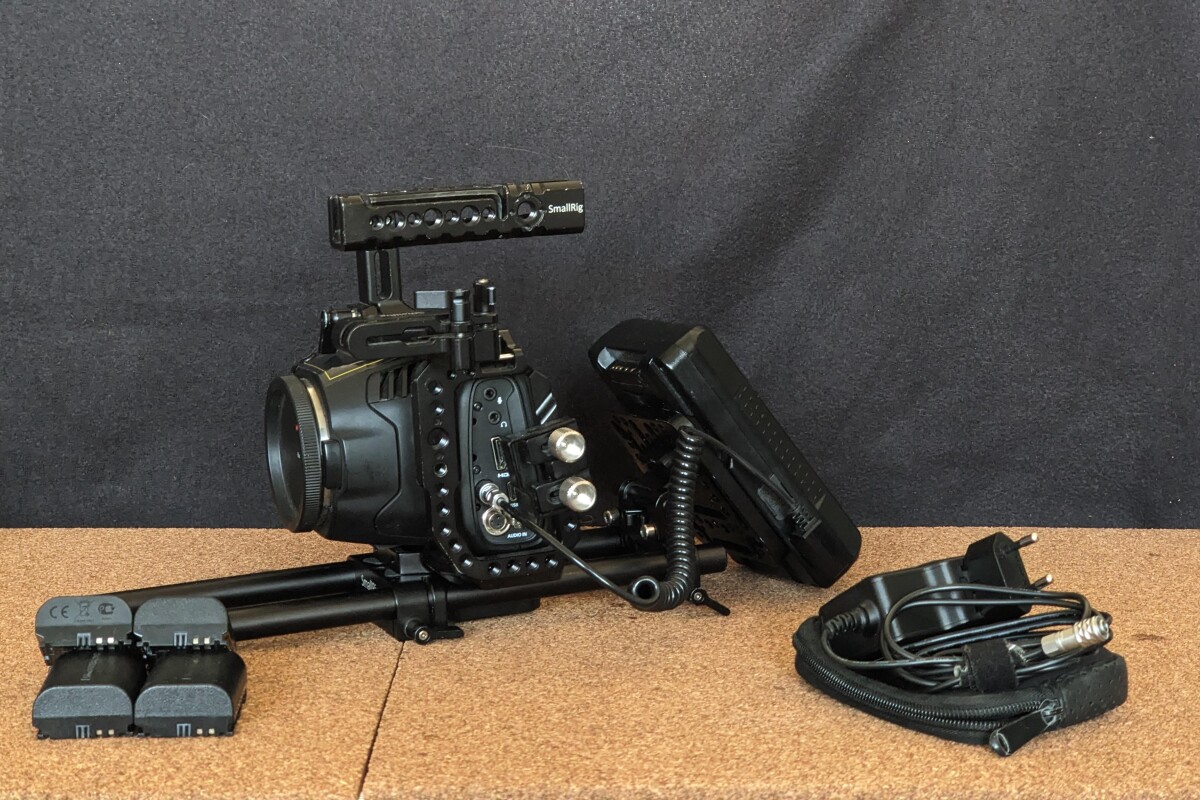 Location Blackmagic 6k (BMPCC) + cage + SSD - Lightyshare