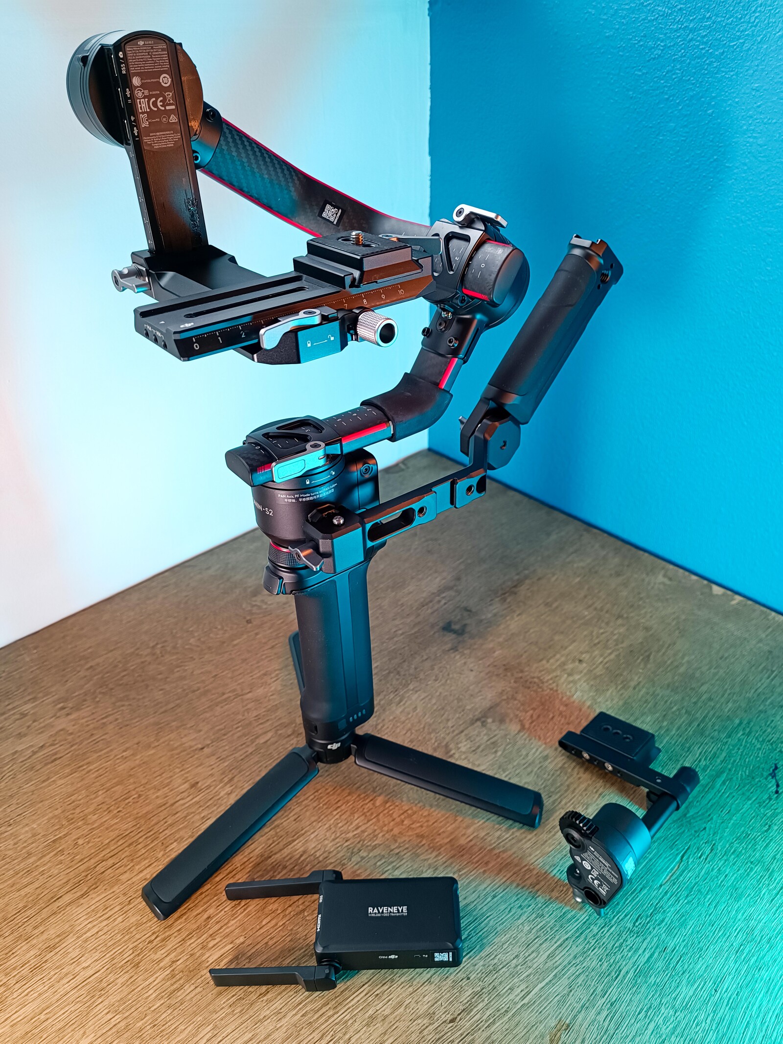 DJI RS2 pro combo - Photo 1 sur 7