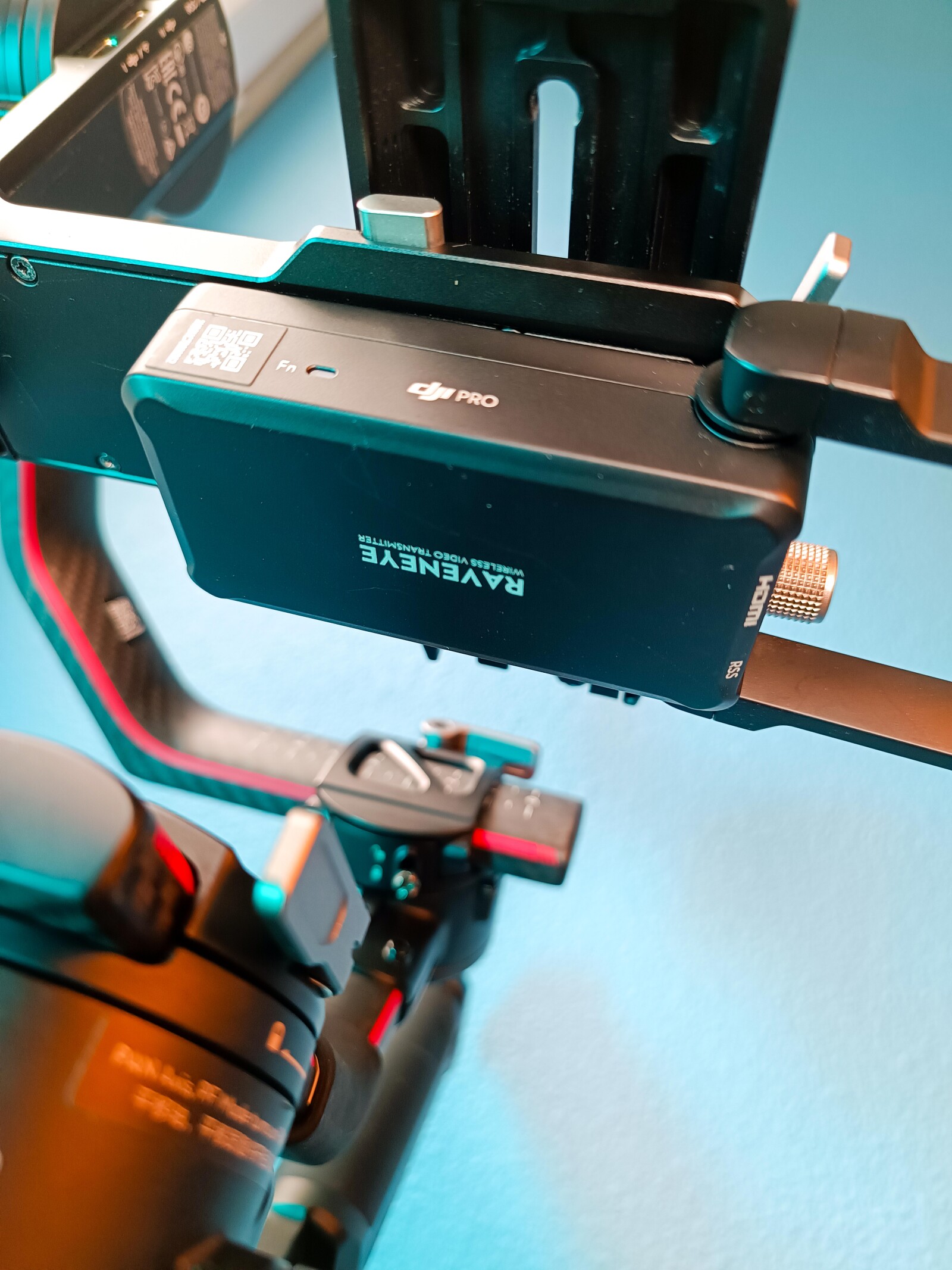 DJI RS2 pro combo - Photo 4 sur 7