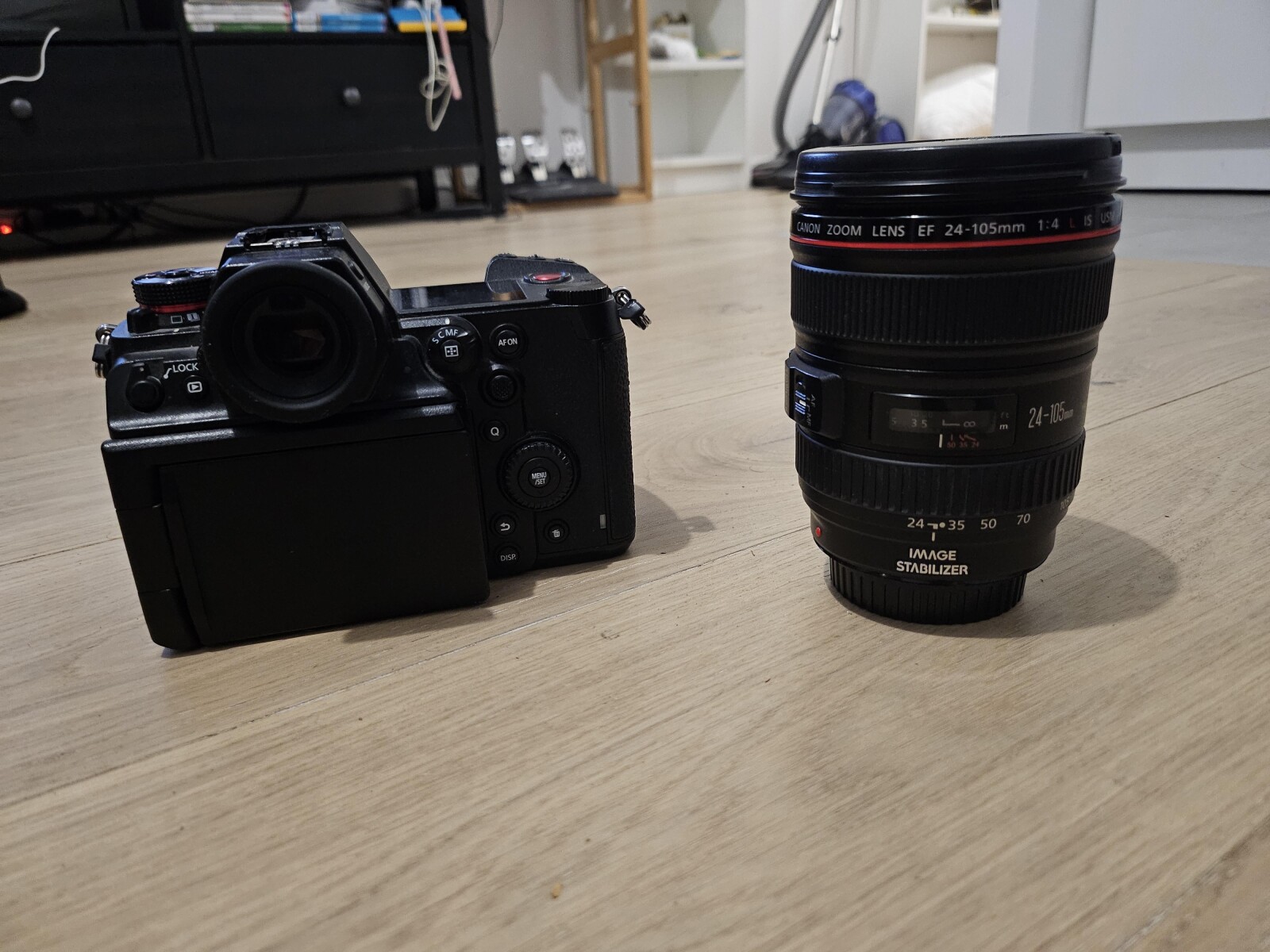 Kit Panasonic Lumix S1H / 24 105mm F/4 L IS USM CANON EF / Bague Sigma MC21 - Photo 2 sur 5