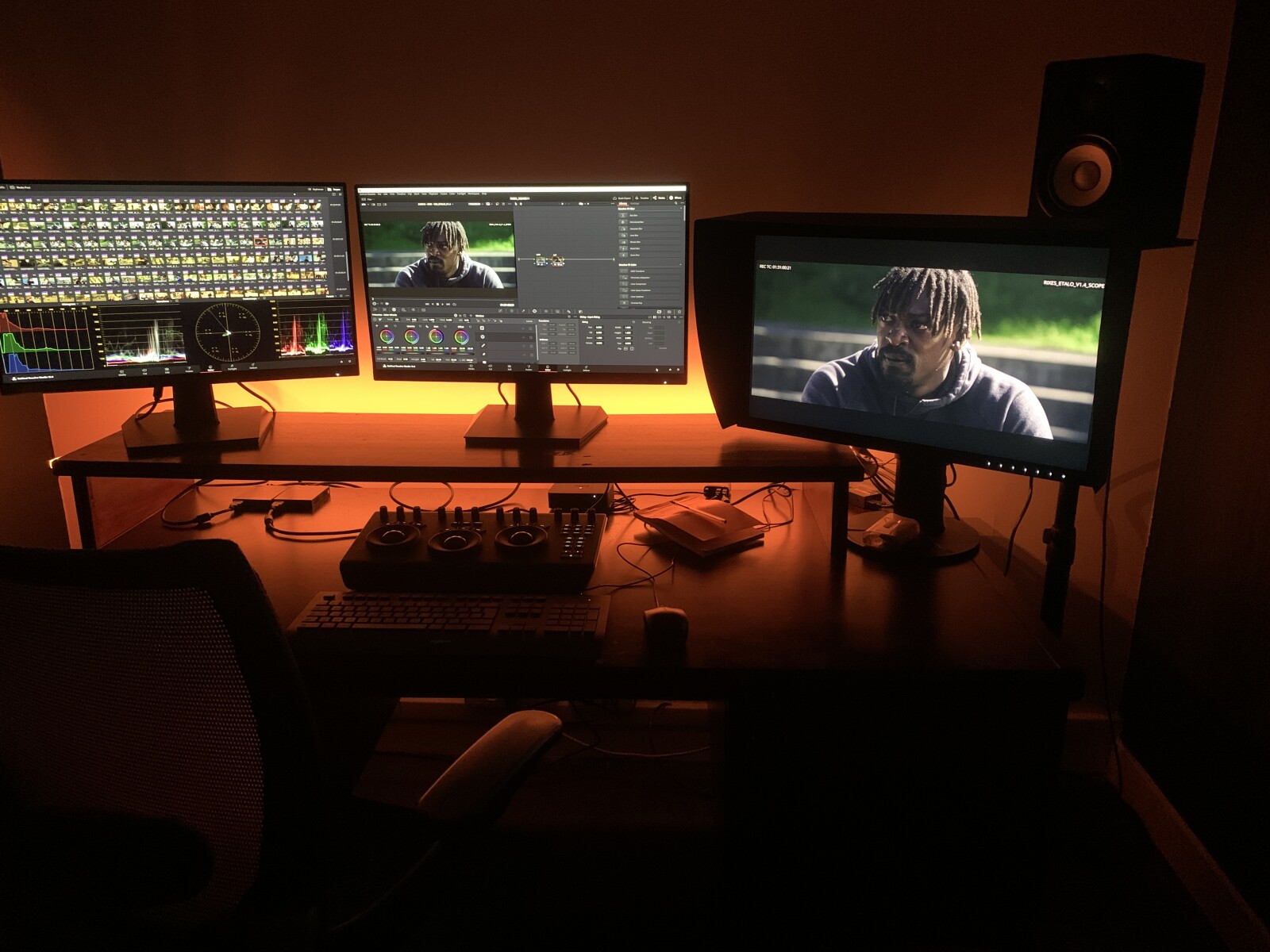 Salle Montage / Etalonnage - Resolve - Compatible 4K - Photo 1 sur 2