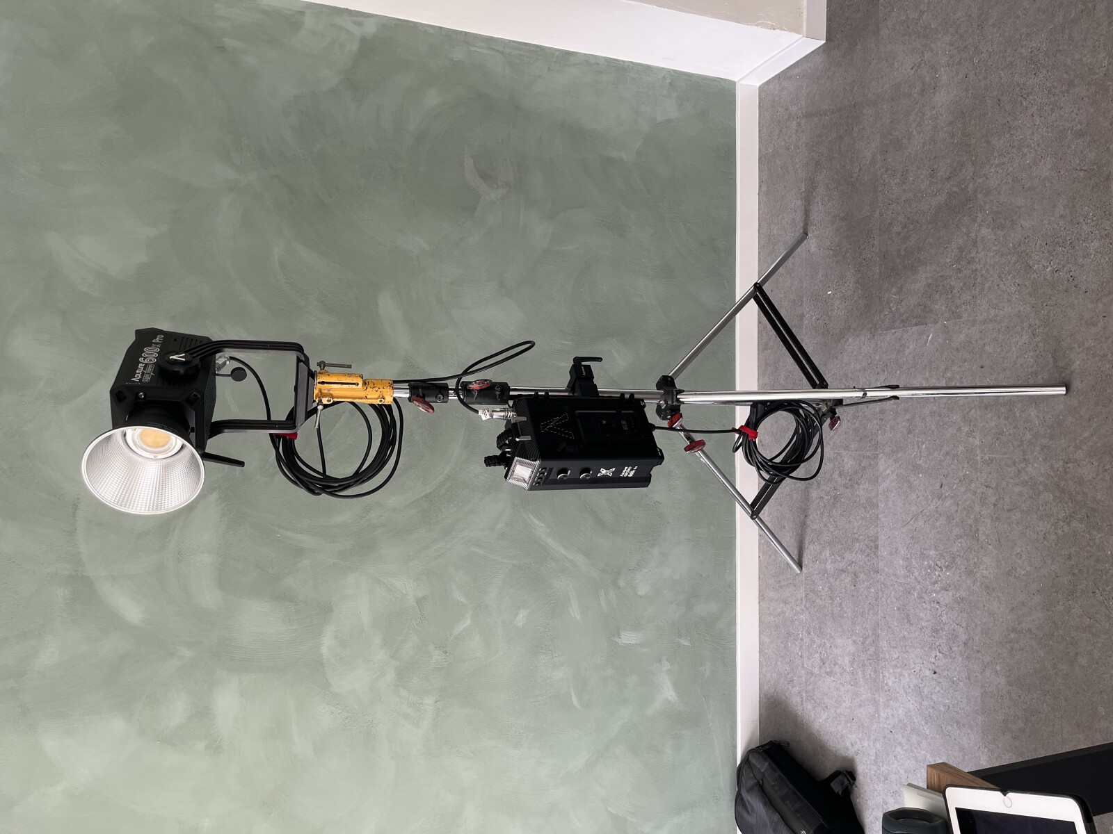 Aputure COB 600X Pro - Photo 2 sur 3