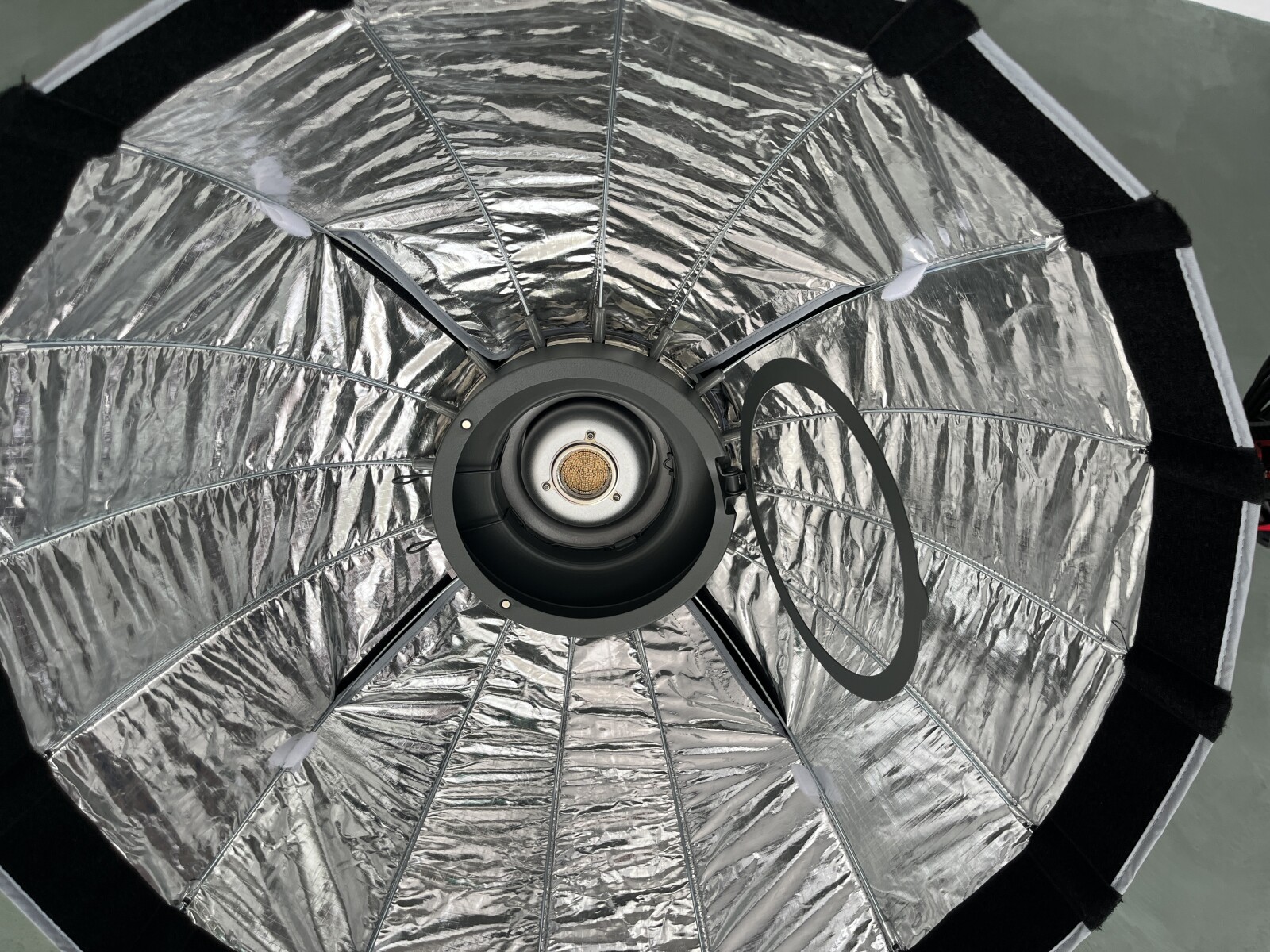 Aputure Light Dome Mini II - Photo 3 sur 4