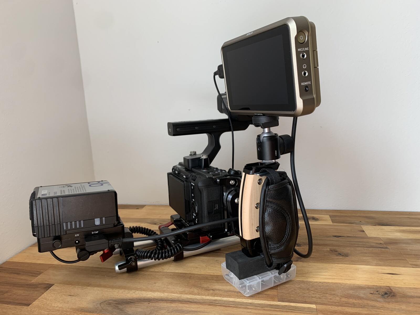 Pack FX3 'Ciné' | CAGE + TIGES + V-LOCK + NINJA V - Photo 1 sur 4