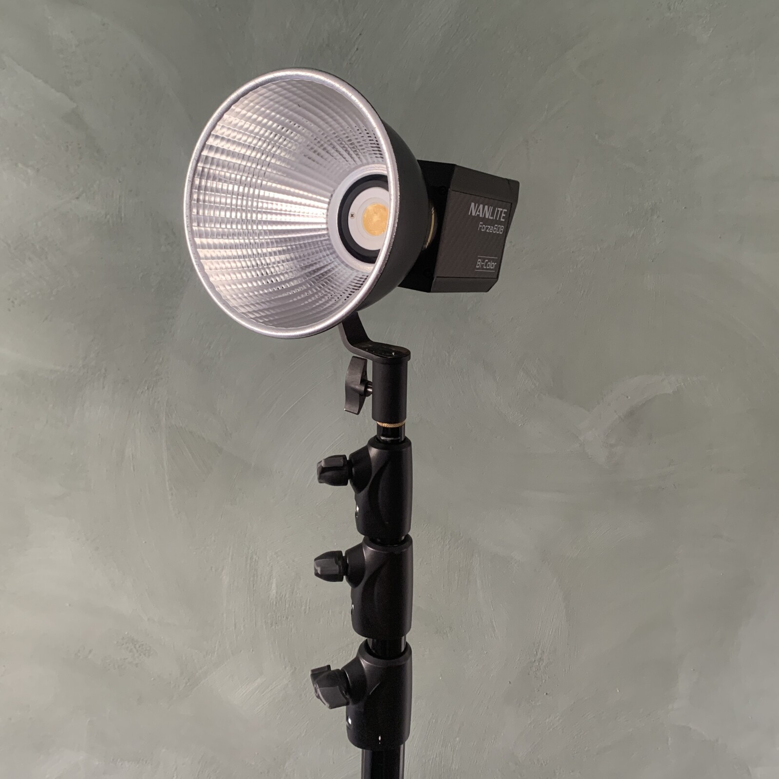 PACK 2x Forza 60B Complet | Fresnel + Softbox + Pancake - Photo 4 sur 4