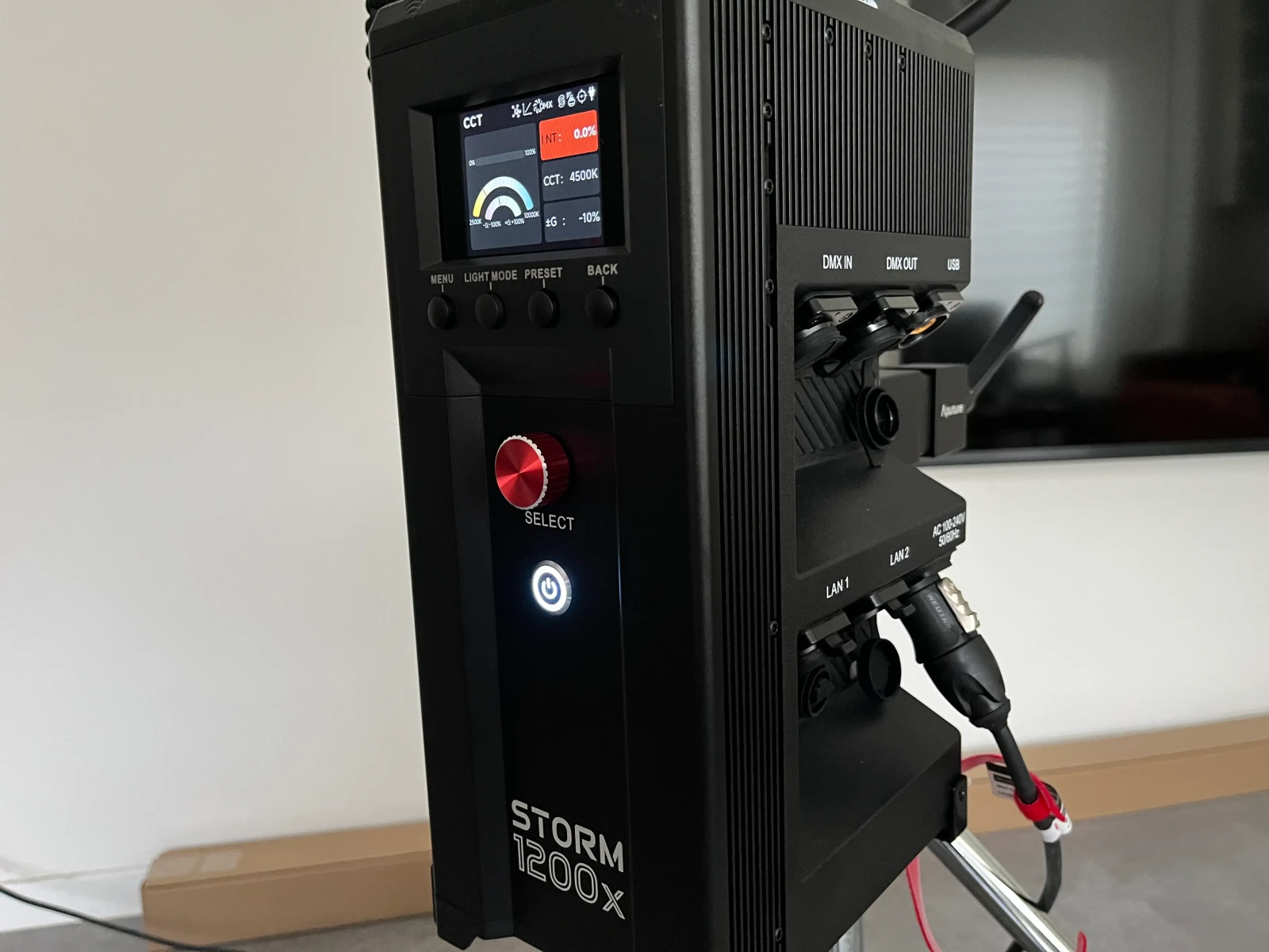 Aputure STORM 1200x - Photo 4 sur 4
