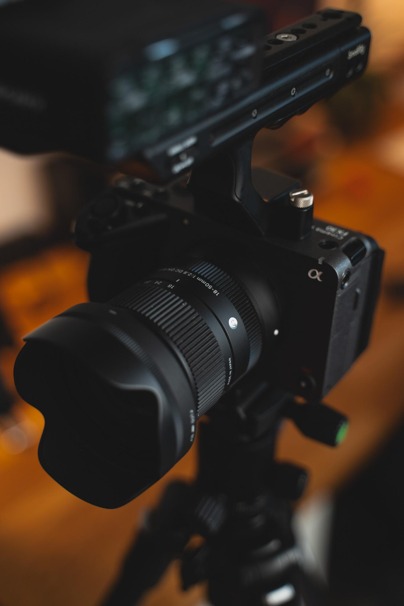 SONY FX30 + Poignée XLR + 18-55 SIGMA  - Photo 1 sur 3