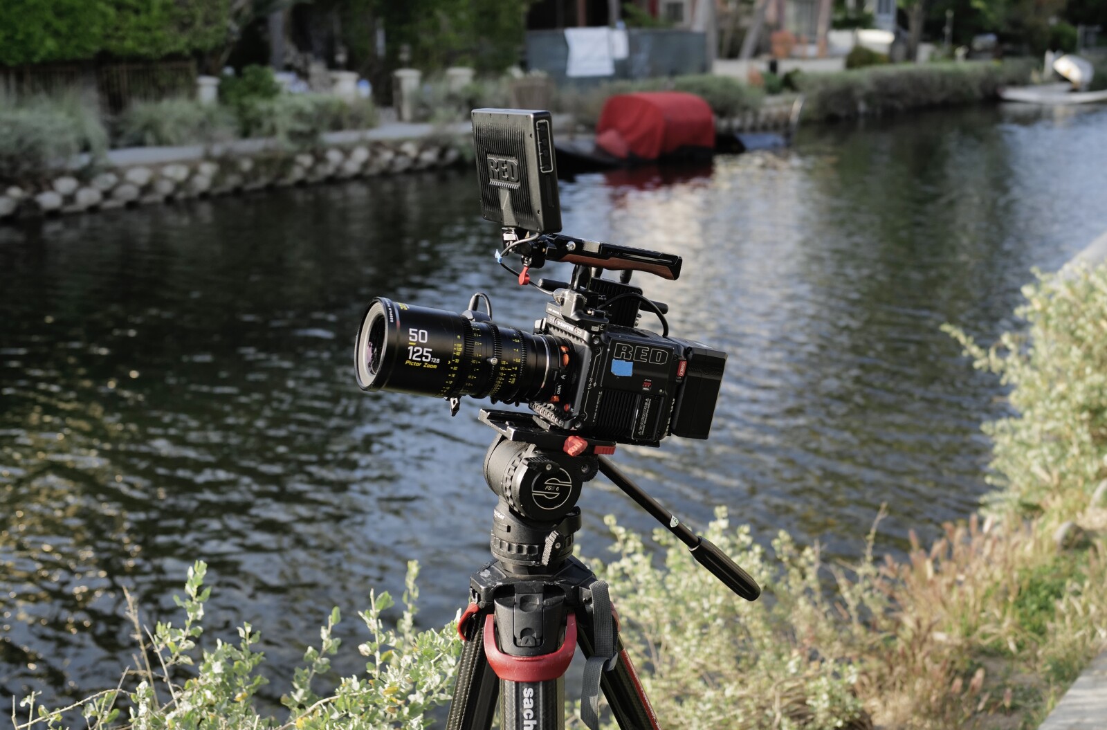 RED RED V-RAPTOR 8K VV - Photo 1 sur 3