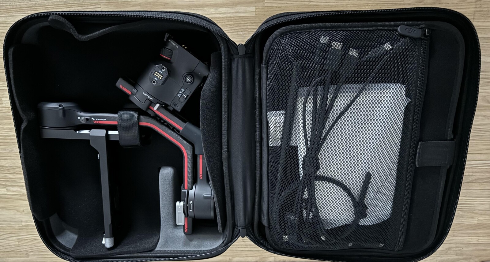 DJI Ronin RS3 Pro Combo - Photo 1 sur 2