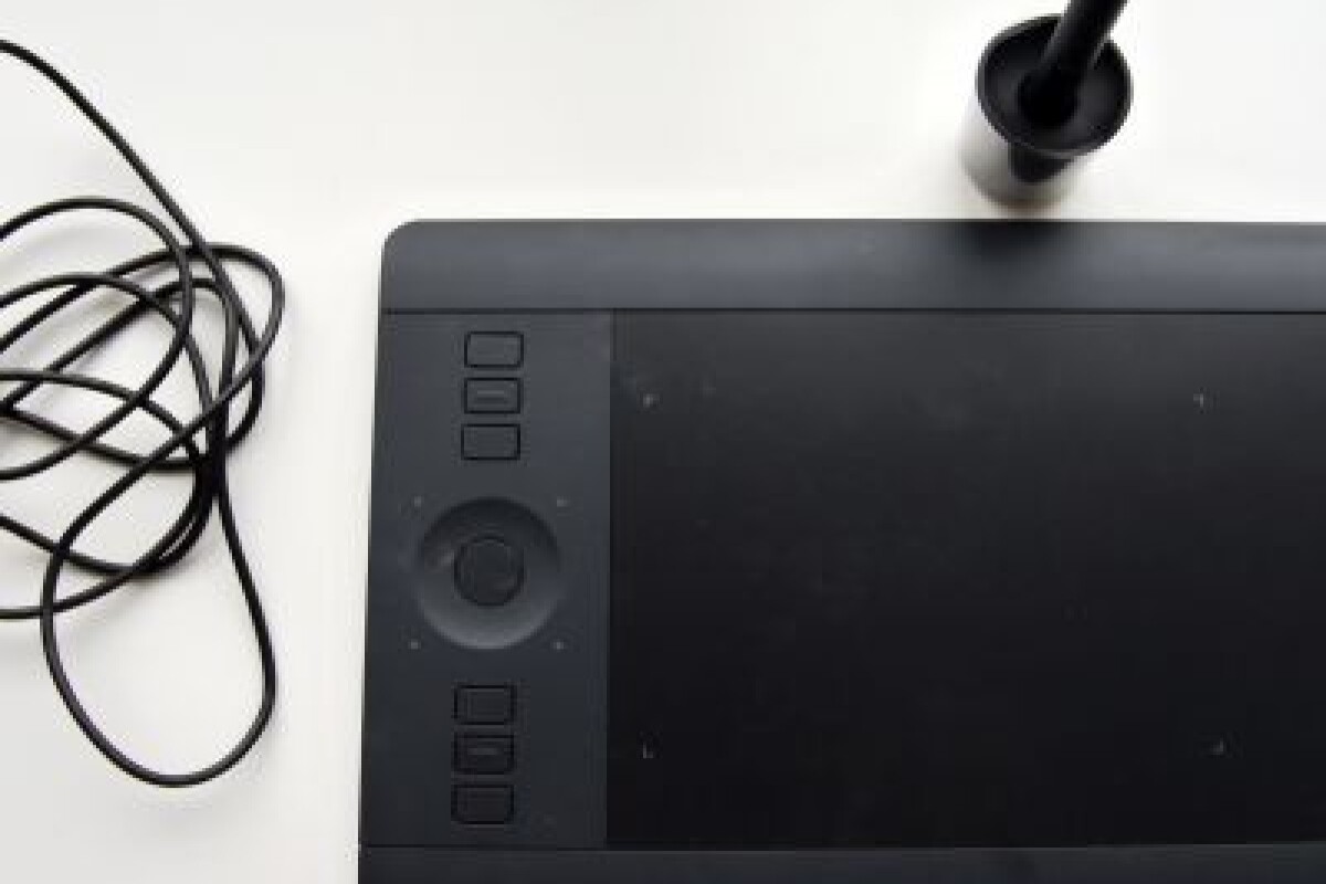 Location Tablette Wacom Intuos Pro Small - Lightyshare