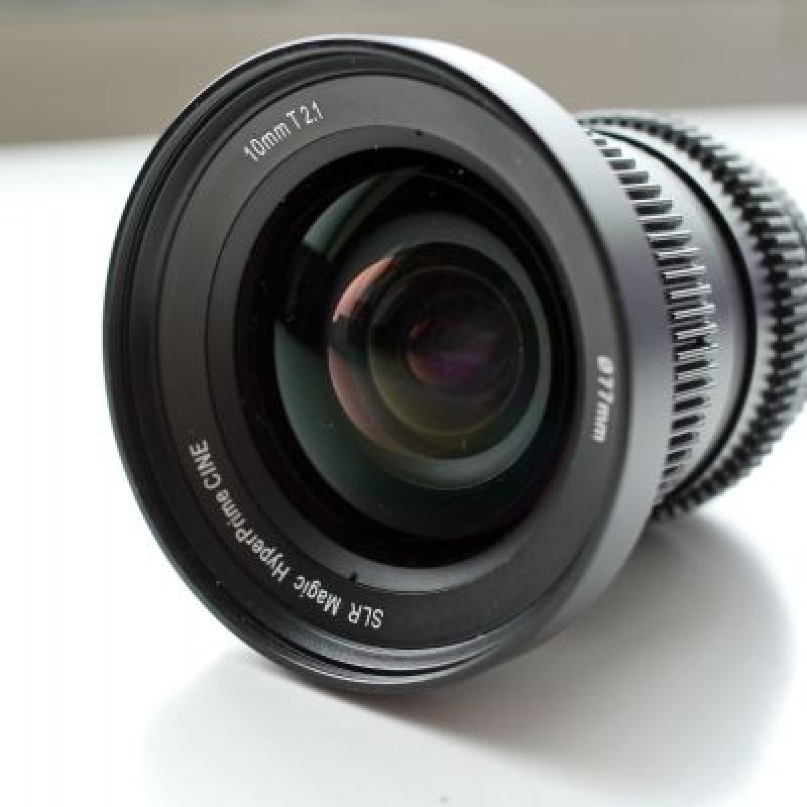 Slr magic hyperprime 10mm t2.1 micro 4/3 - Photo 1 sur 2