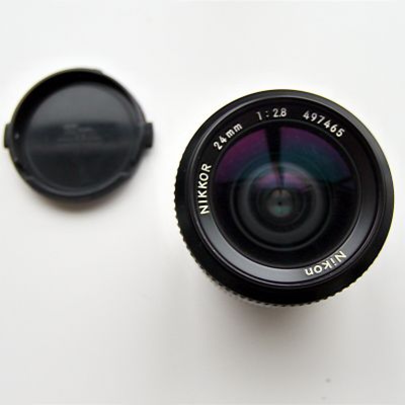 Nikkor - Objectif grand angle - 24 mm - f/2.8 - Photo 2 sur 2