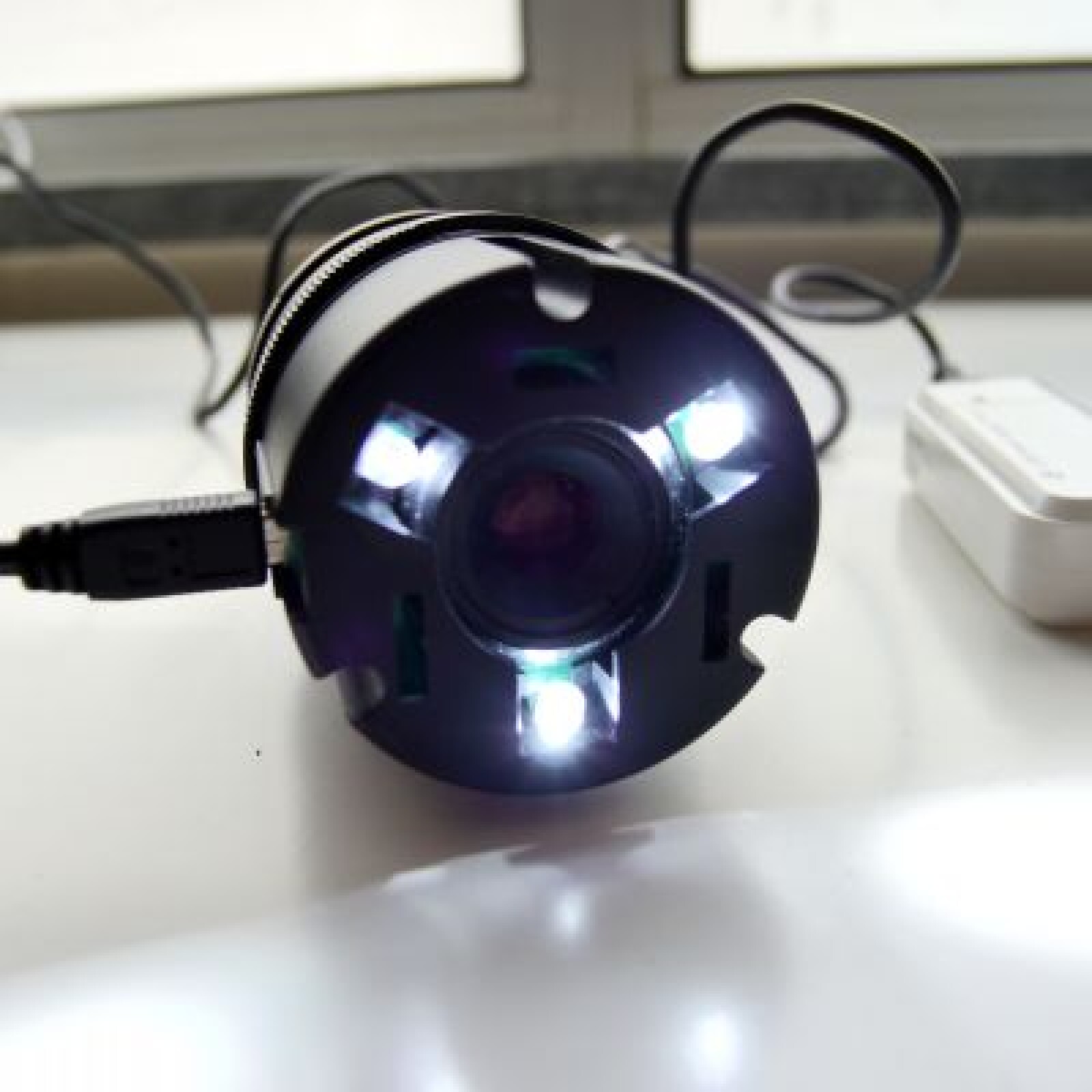 Objectif macro Yasuhara Nanoha-5X avec lampe led ( objectif+tube extension macro fogta+rail micrométrique ) - Photo 2 sur 5