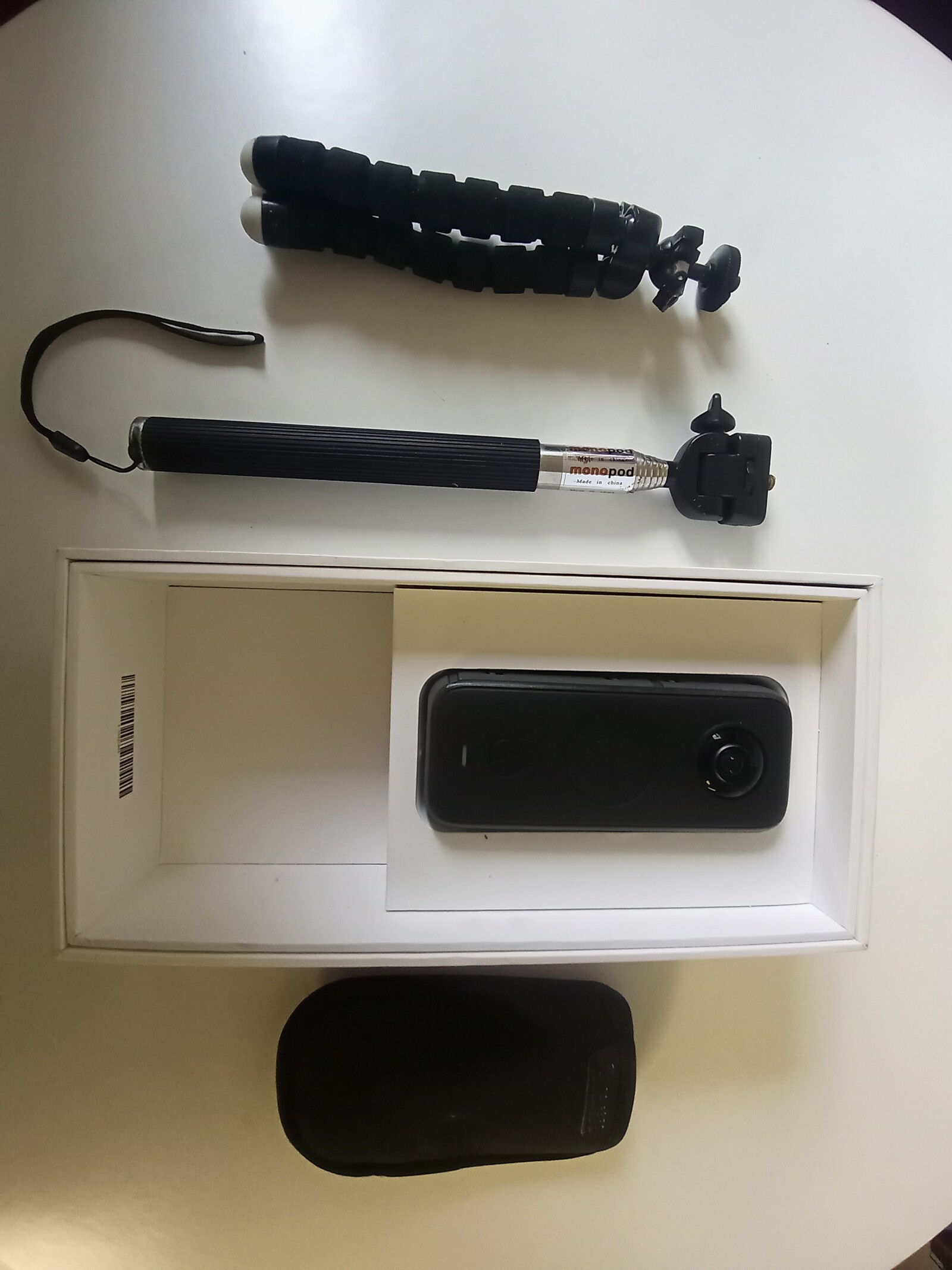 Insta360 ONE X2 - Photo 2 sur 2