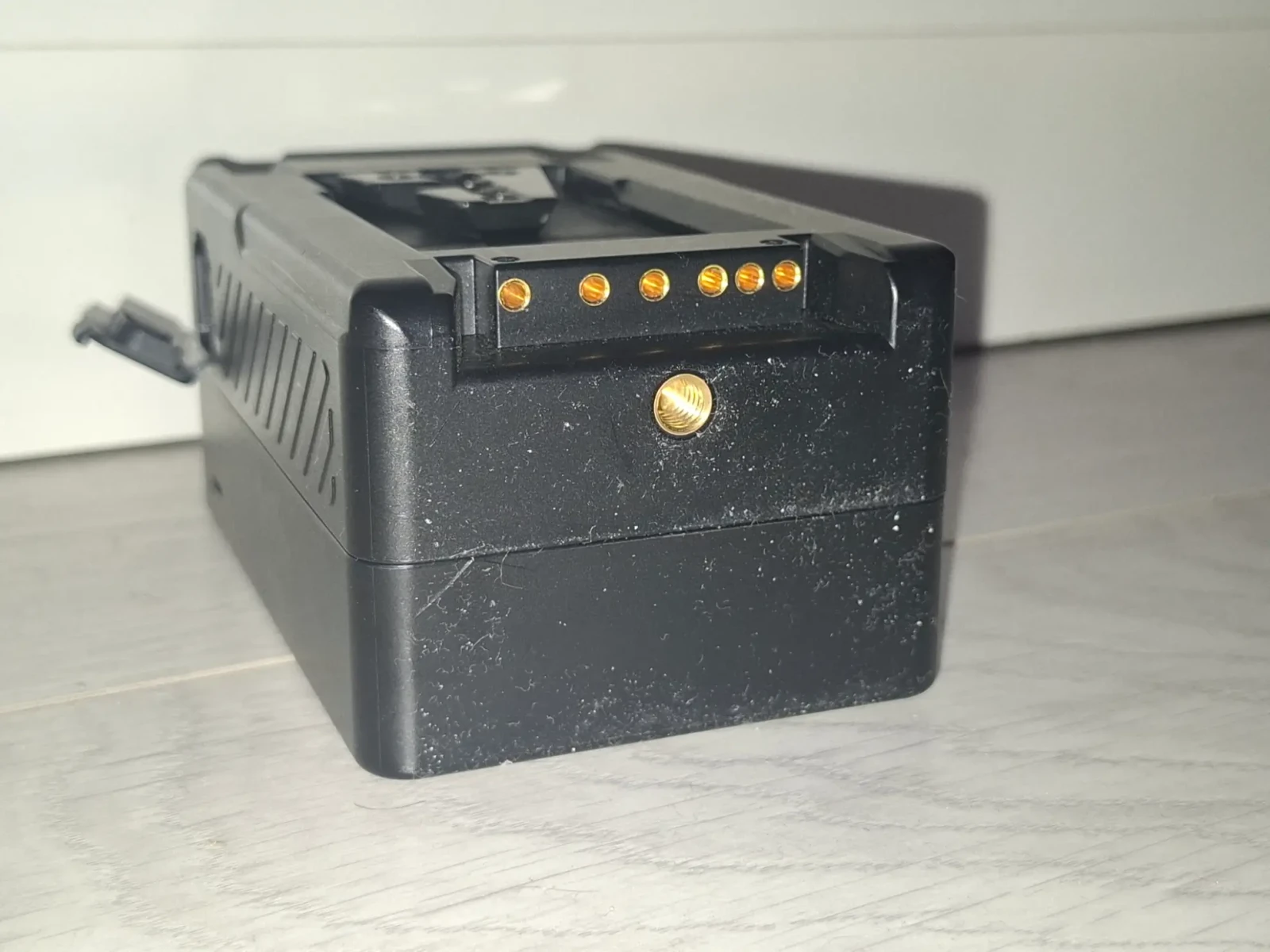 SmallRig VB99 Batterie mini V-Mount (99Wh) - Photo 5 sur 5