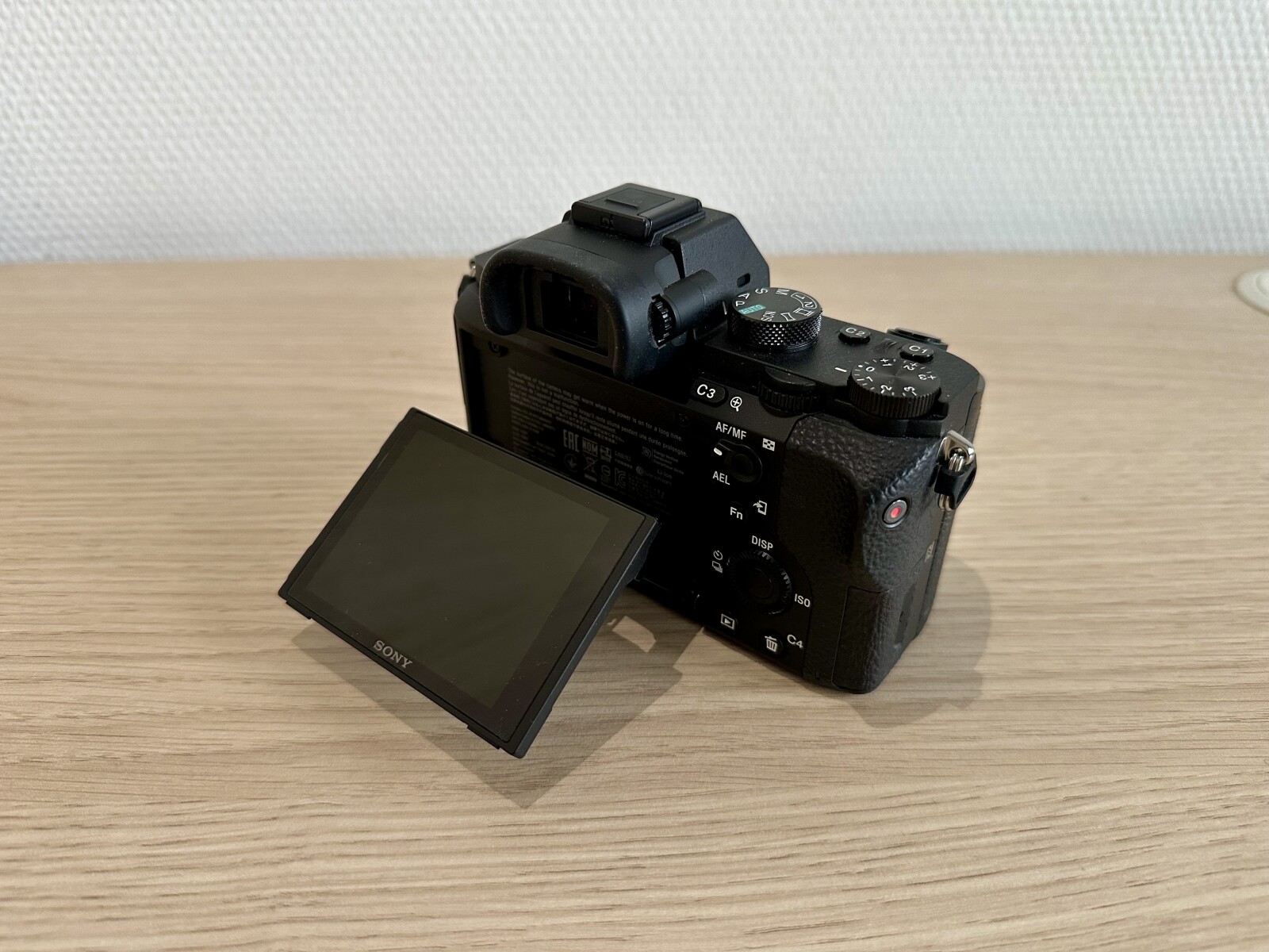 Sony Alpha 7 II (A72) - Photo 2 sur 2