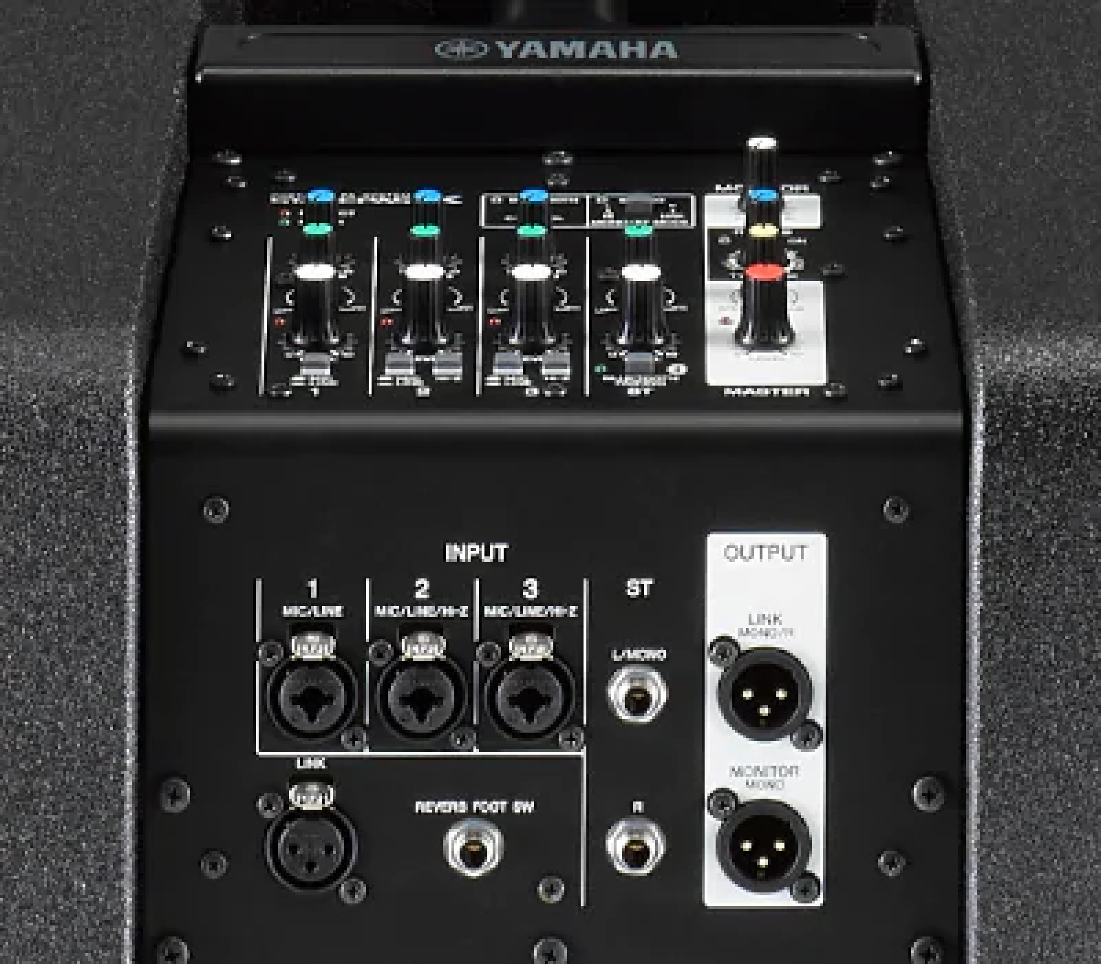 Yamaha Stagepas 1K - Photo 3 sur 4