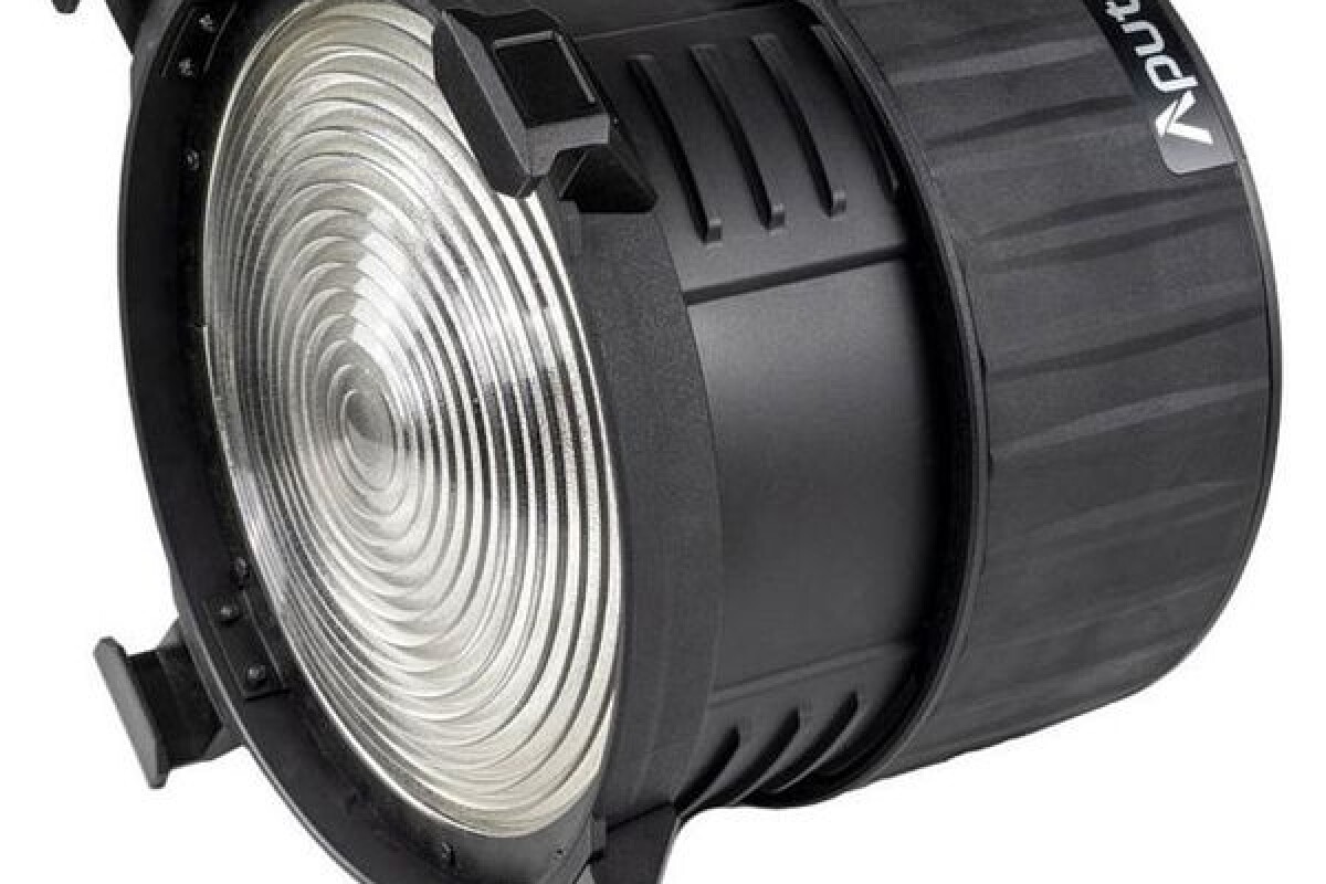 Location Aputure Fresnel F10 - Lightyshare