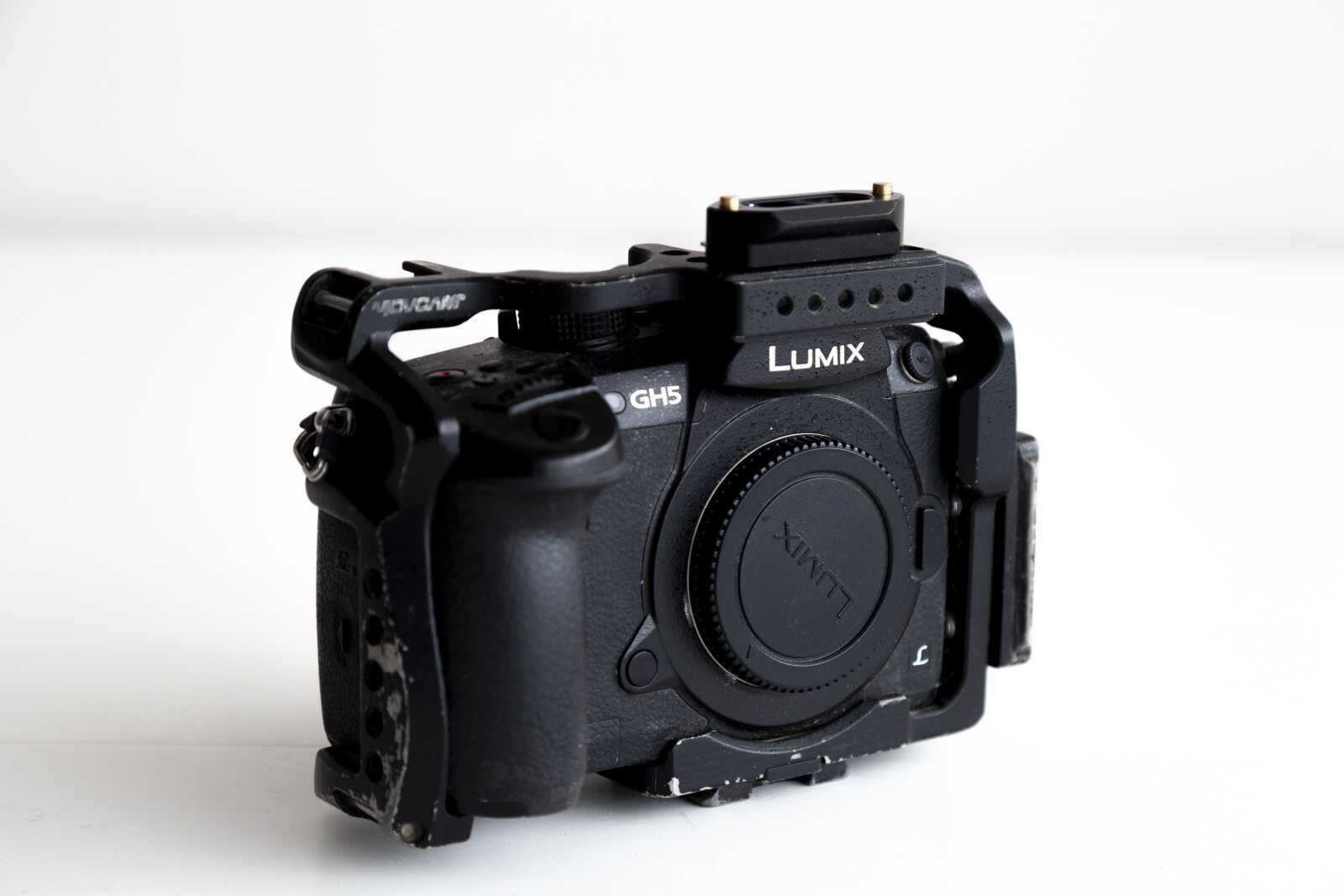 Panasonic LUMIX GH5 - Photo 2 sur 2