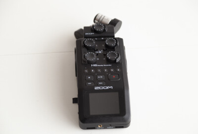 Location Zoom H6